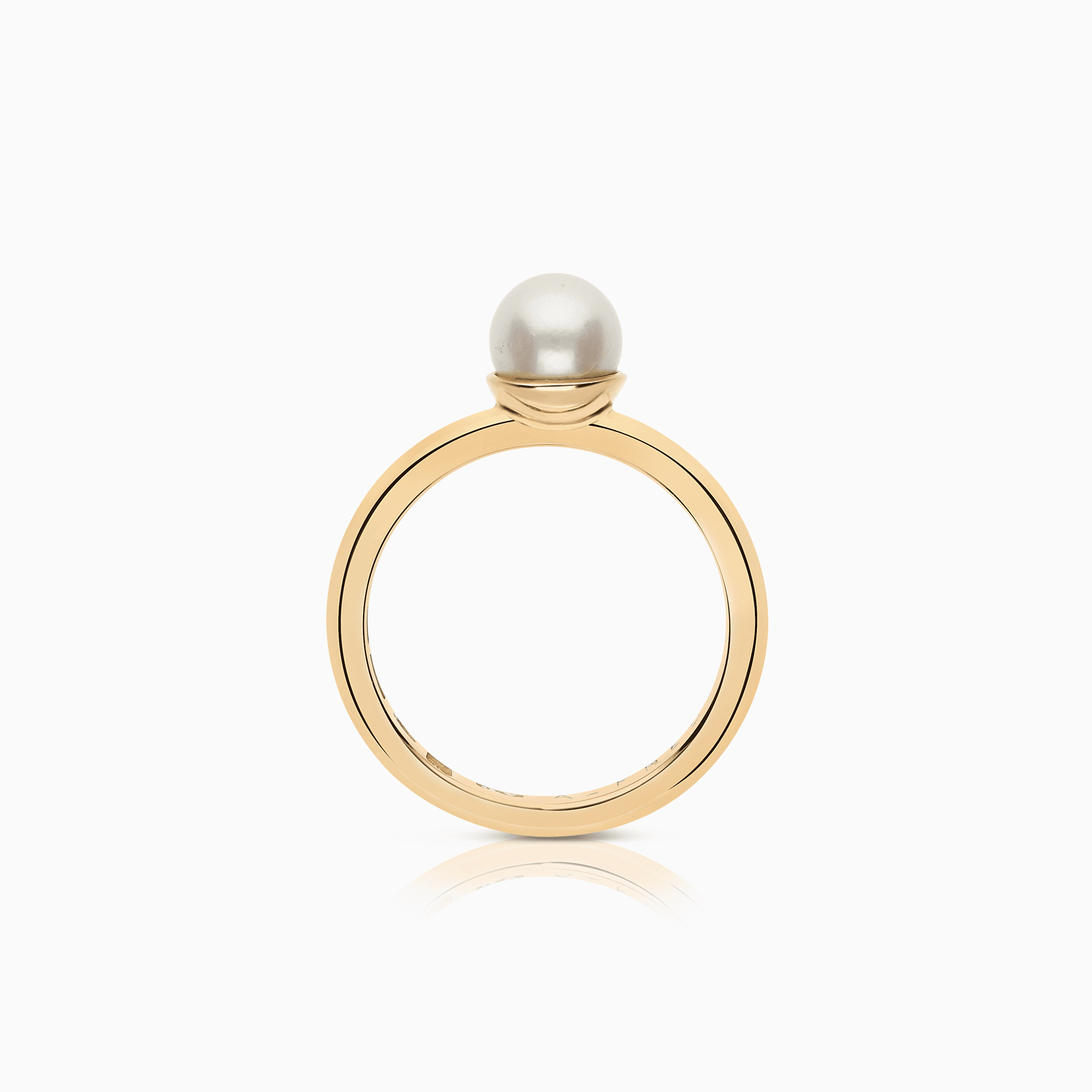 Guldring med pärla 3,96g 18K guld