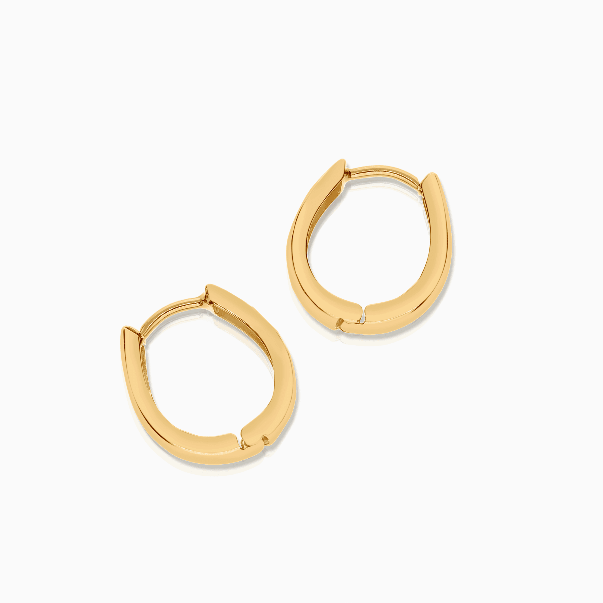 Gold hoop earrings 1.11g 18K gold