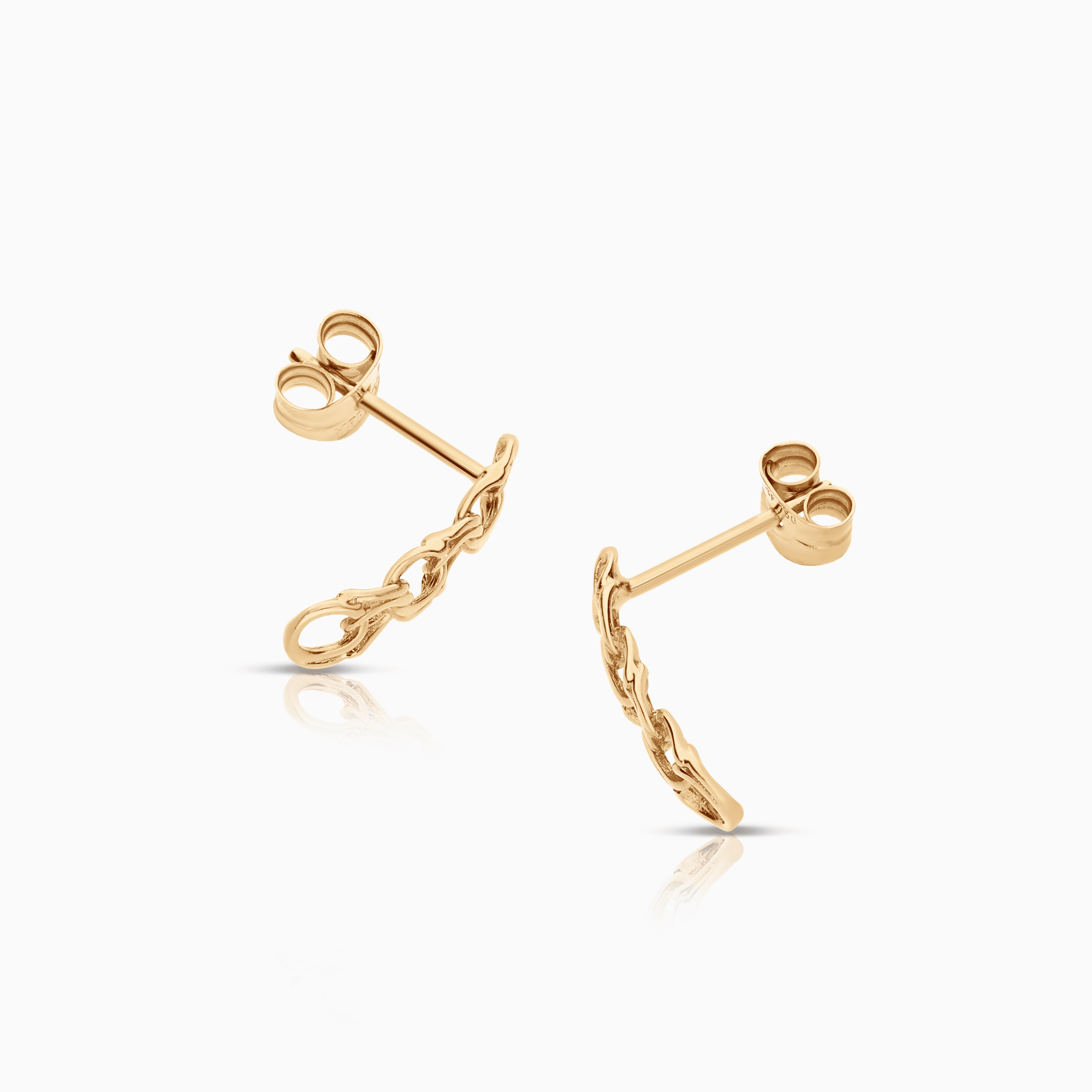 Bismarck earrings 0.97g 18K gold