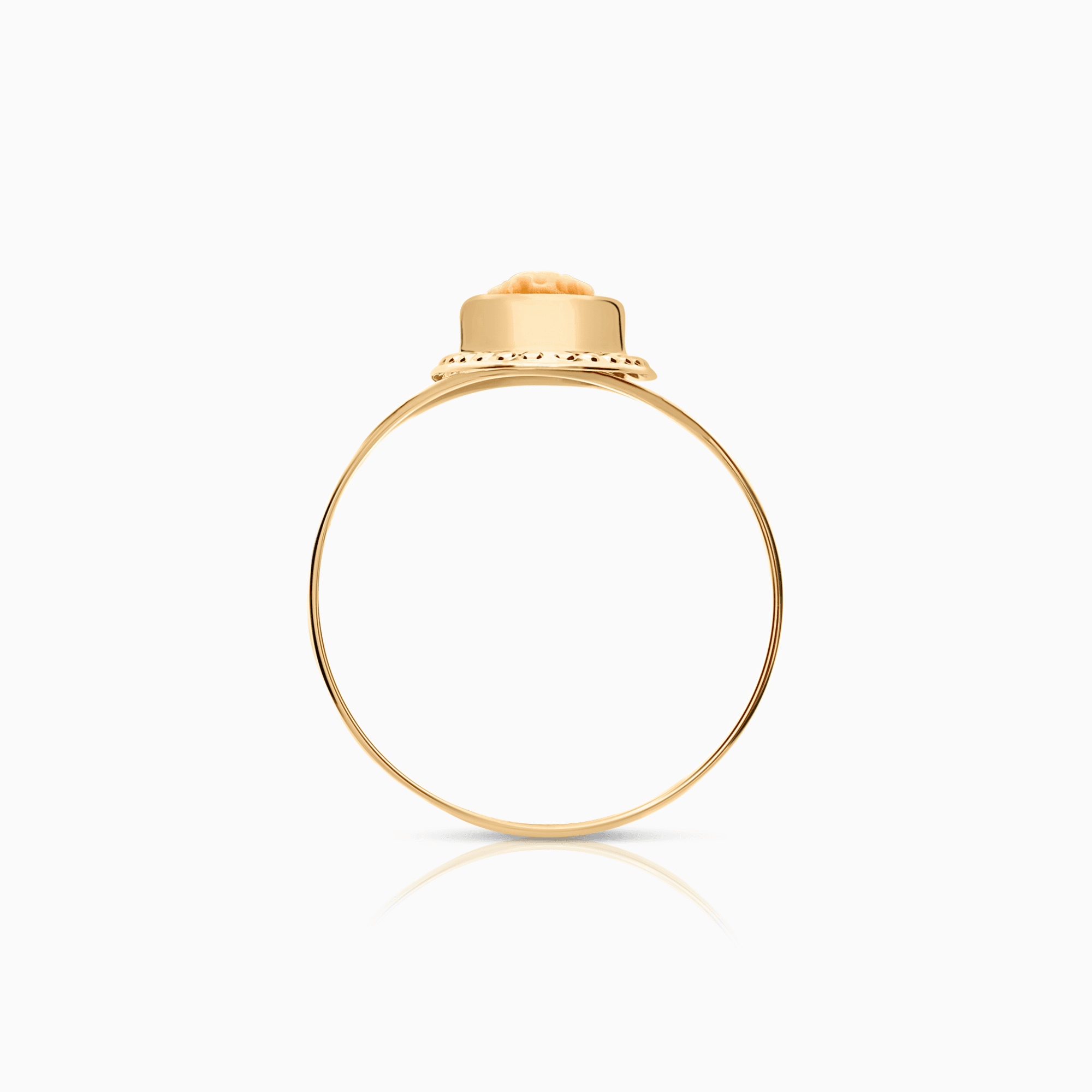 Guldring camé 0,98g 18K guld