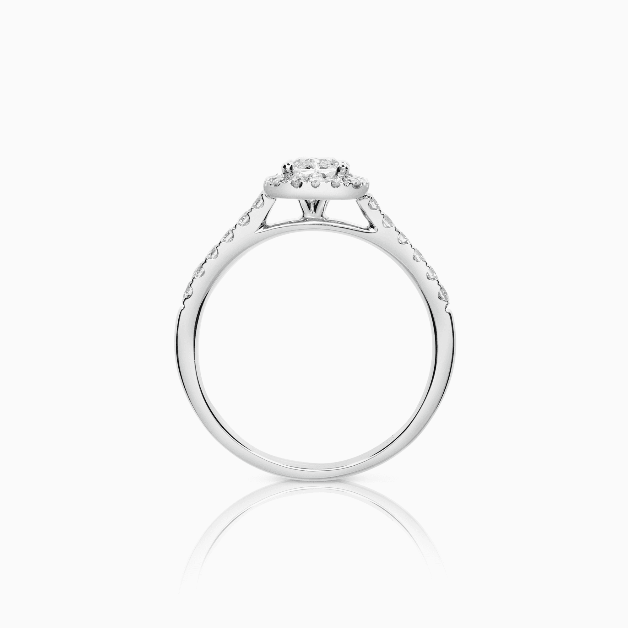 Haloring cushion 0,92ct 18K vitguld GIA certifikat