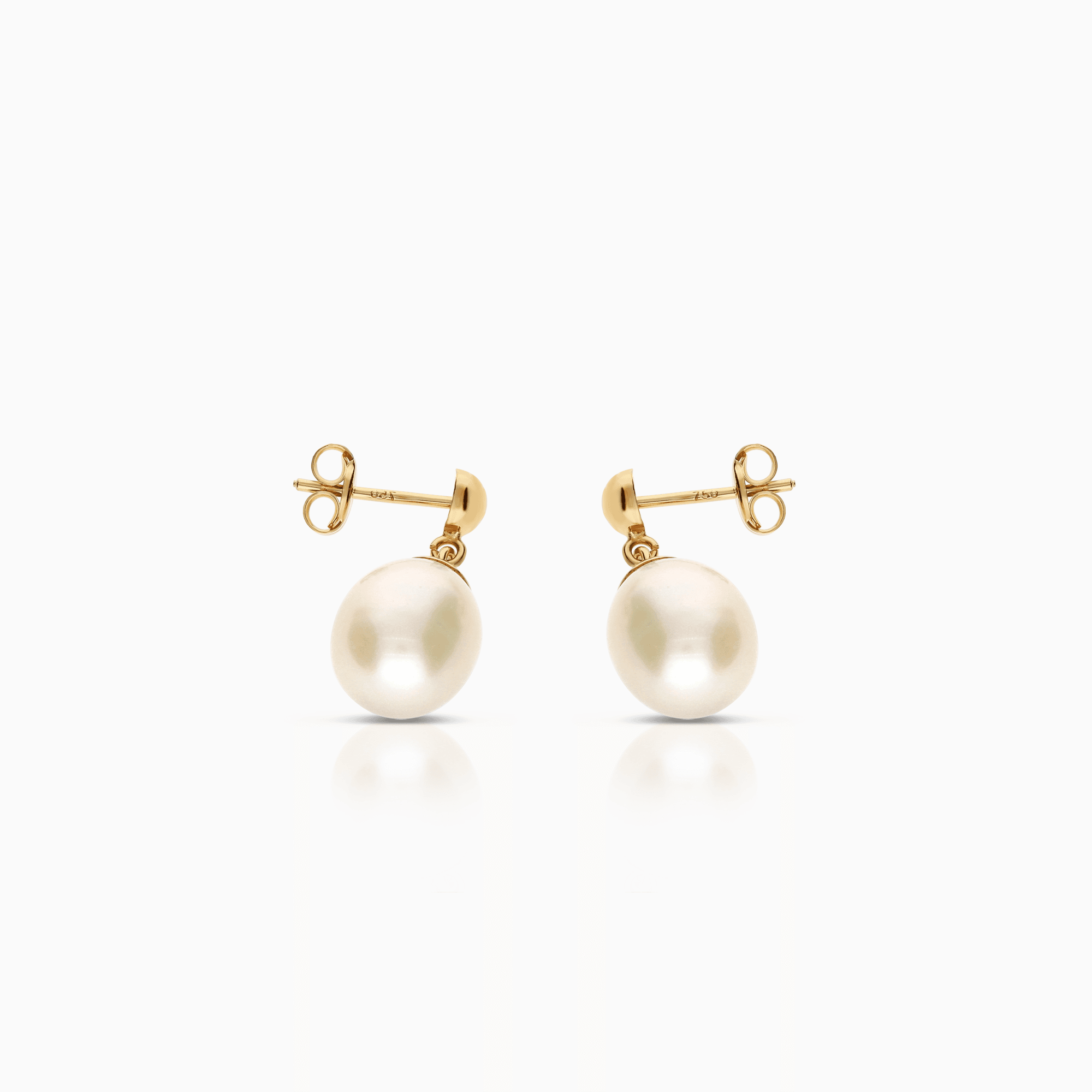 Pärlörhängen 2,56g 18K guld