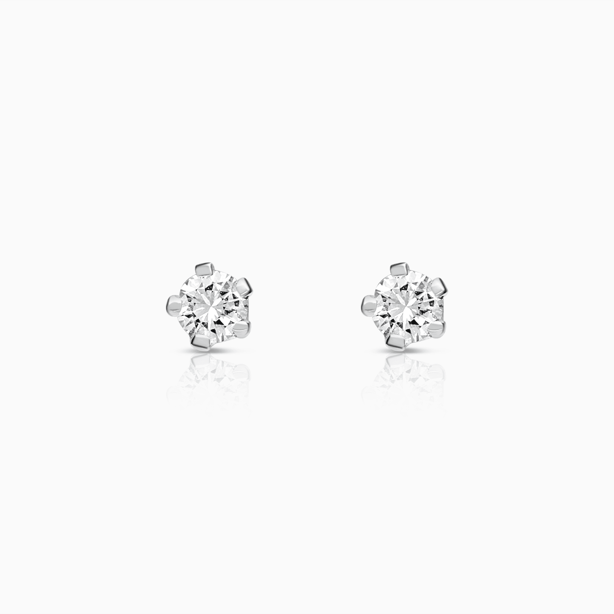 Solitaire earrings 0.10ct 18K white gold