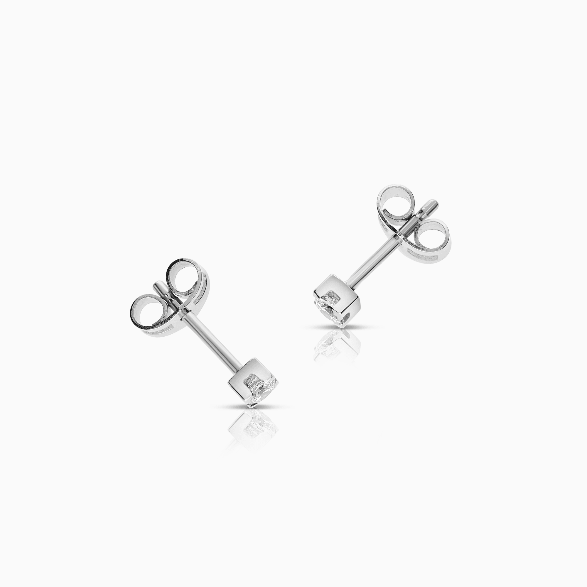 Solitaire earrings 0.16ct 18K white gold