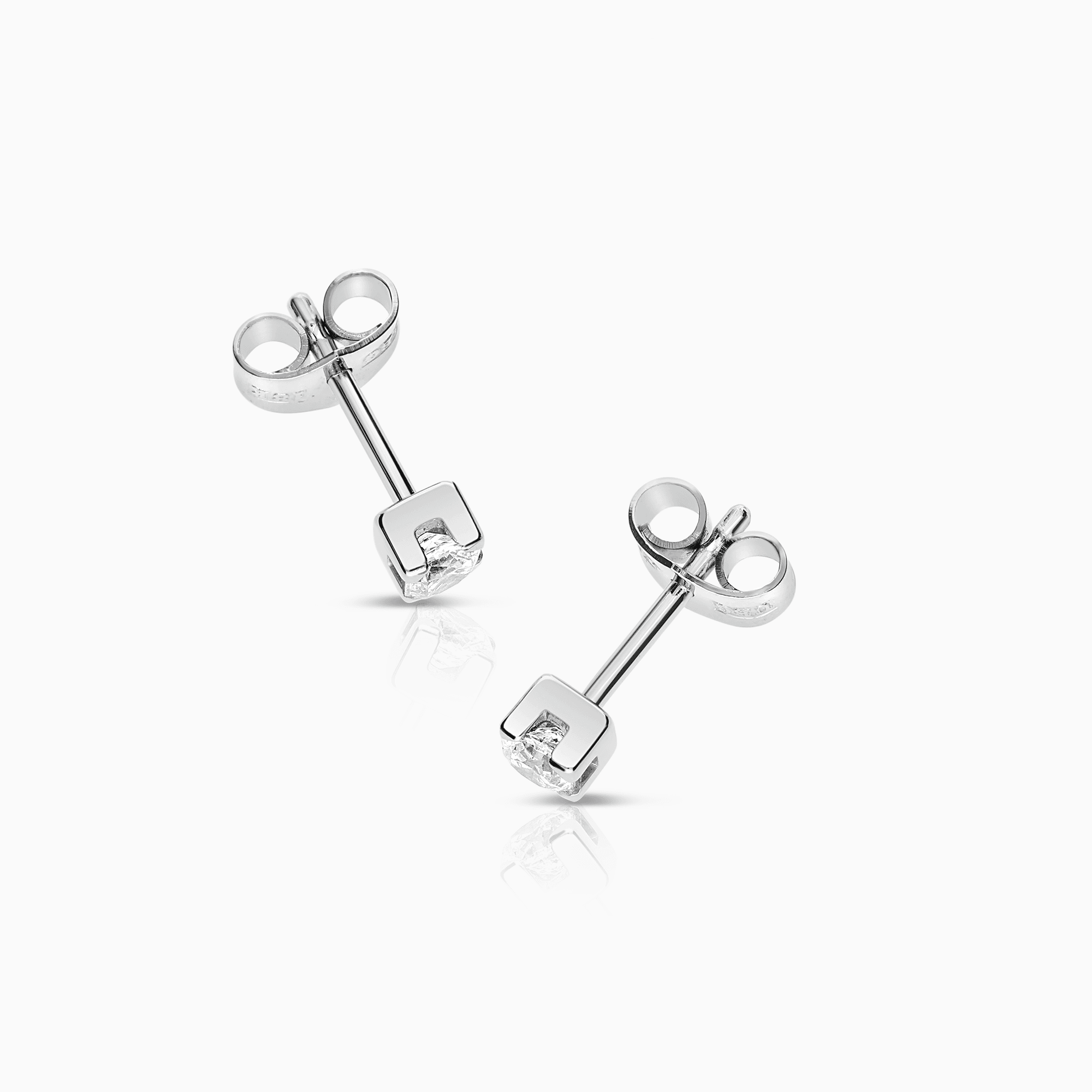 Solitärörhängen diamanter 0,32ct 18K vitguld