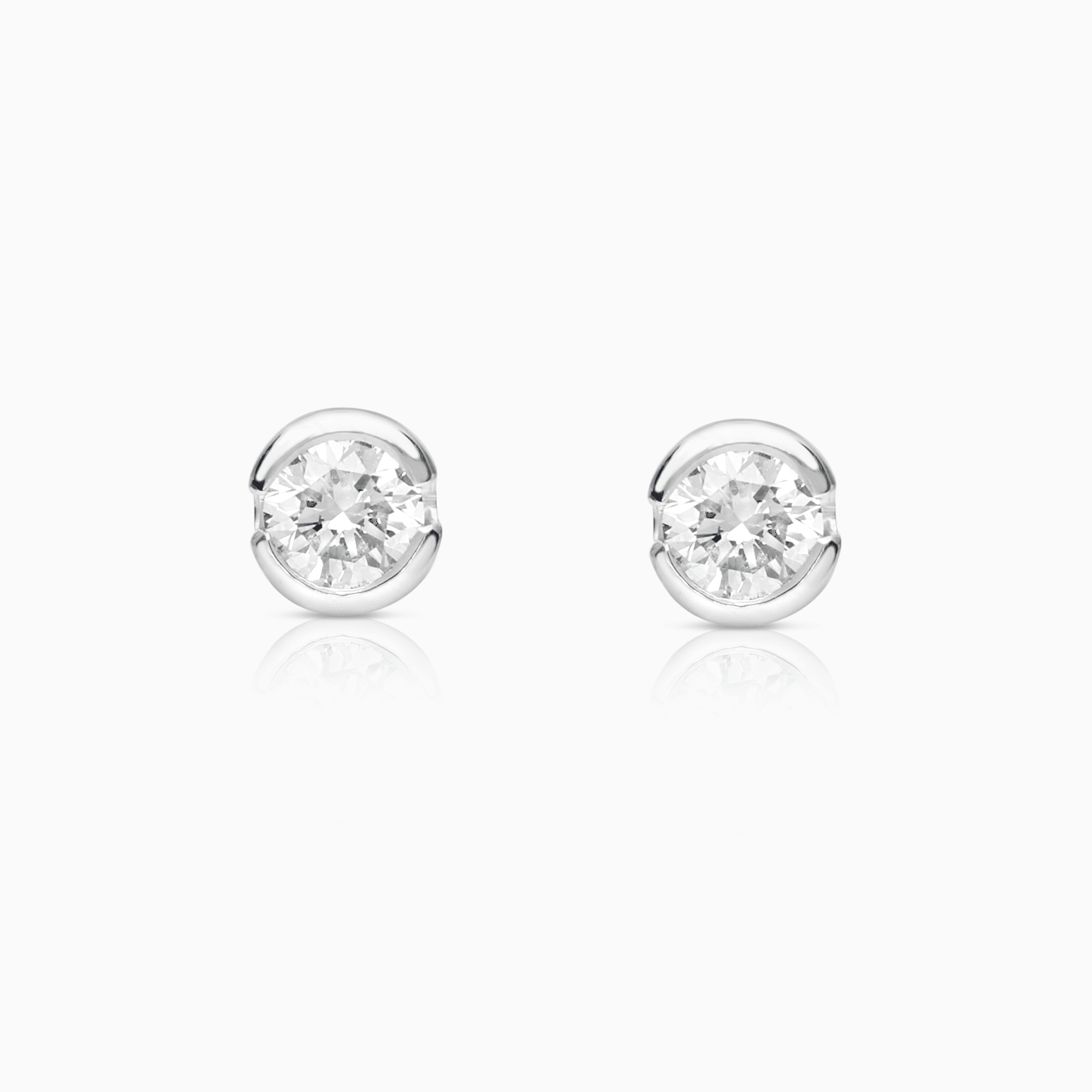 Solitaire earrings diamonds 0.24ct 18K white gold
