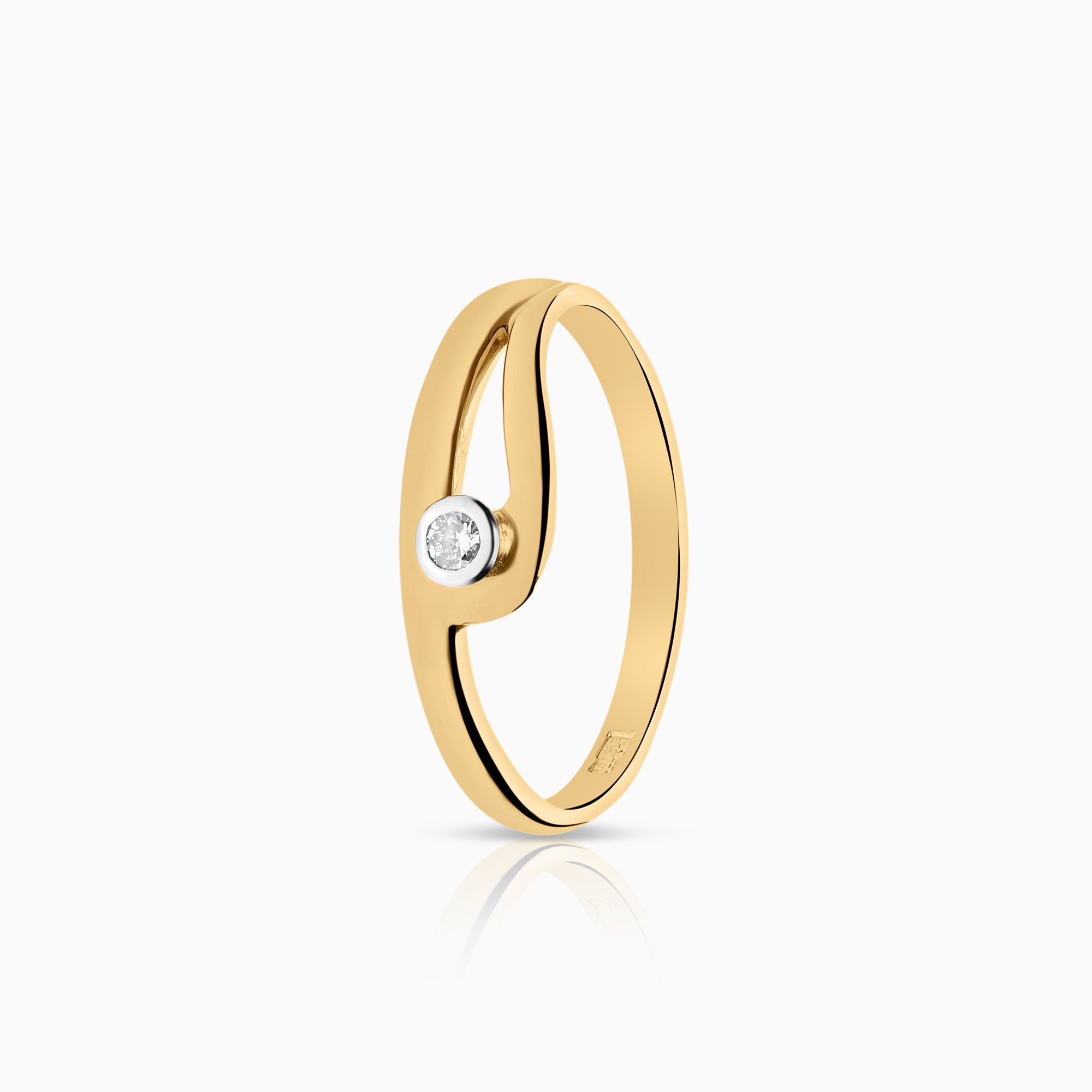 Diamantring 0,06ct 18K gull