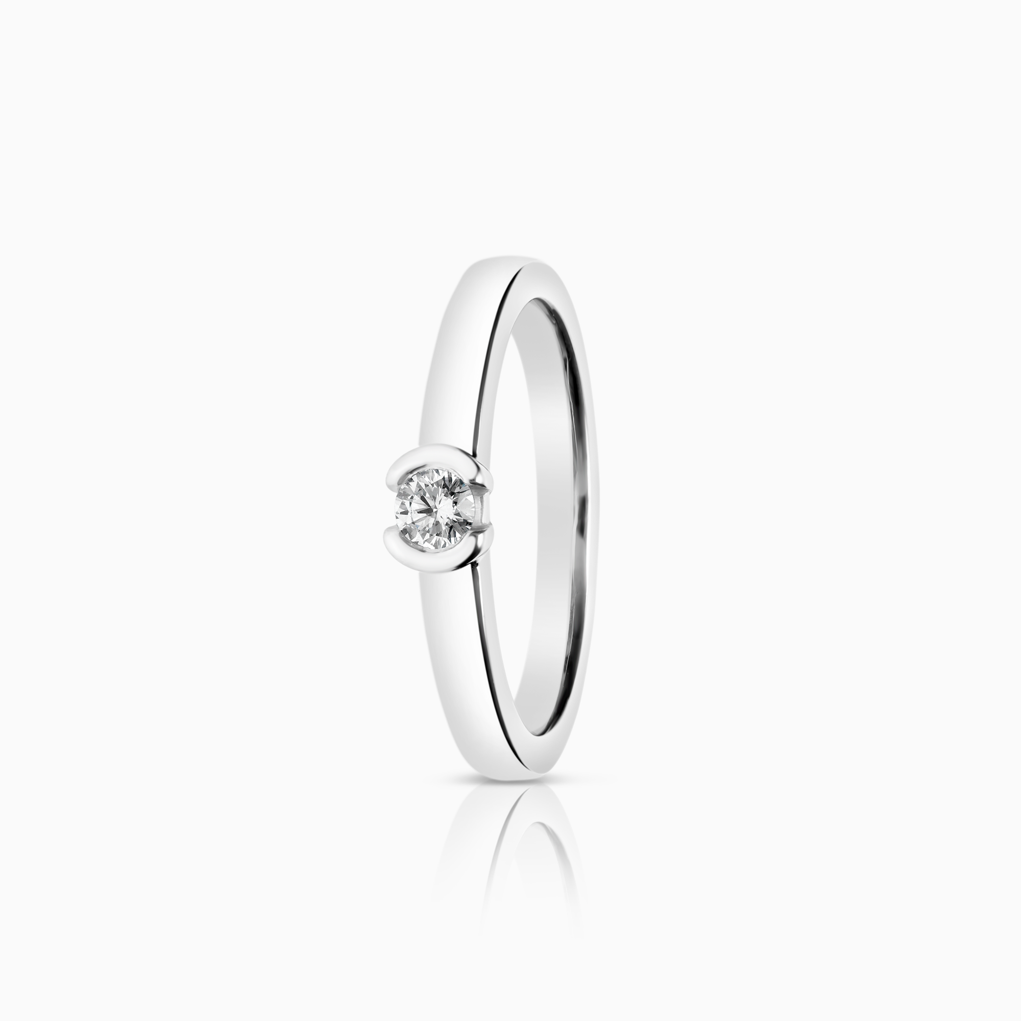 Solitaire-ring 0,10ct 18K hvitt gull