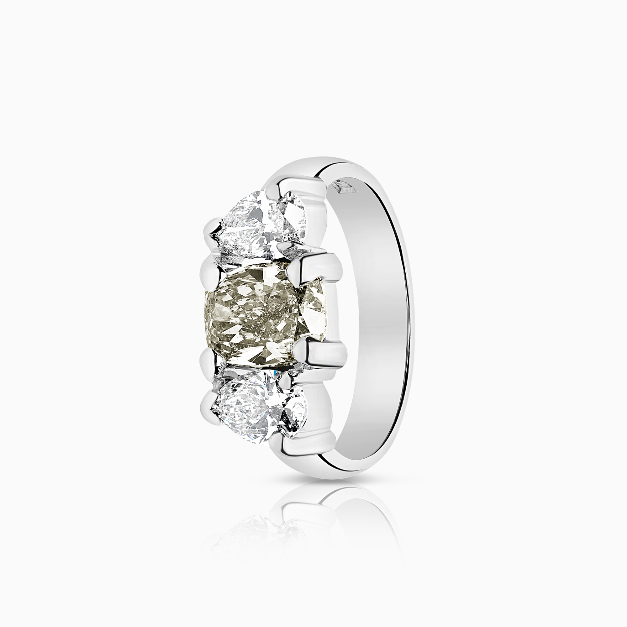 Trestensring 2,19ct 18K vitguld