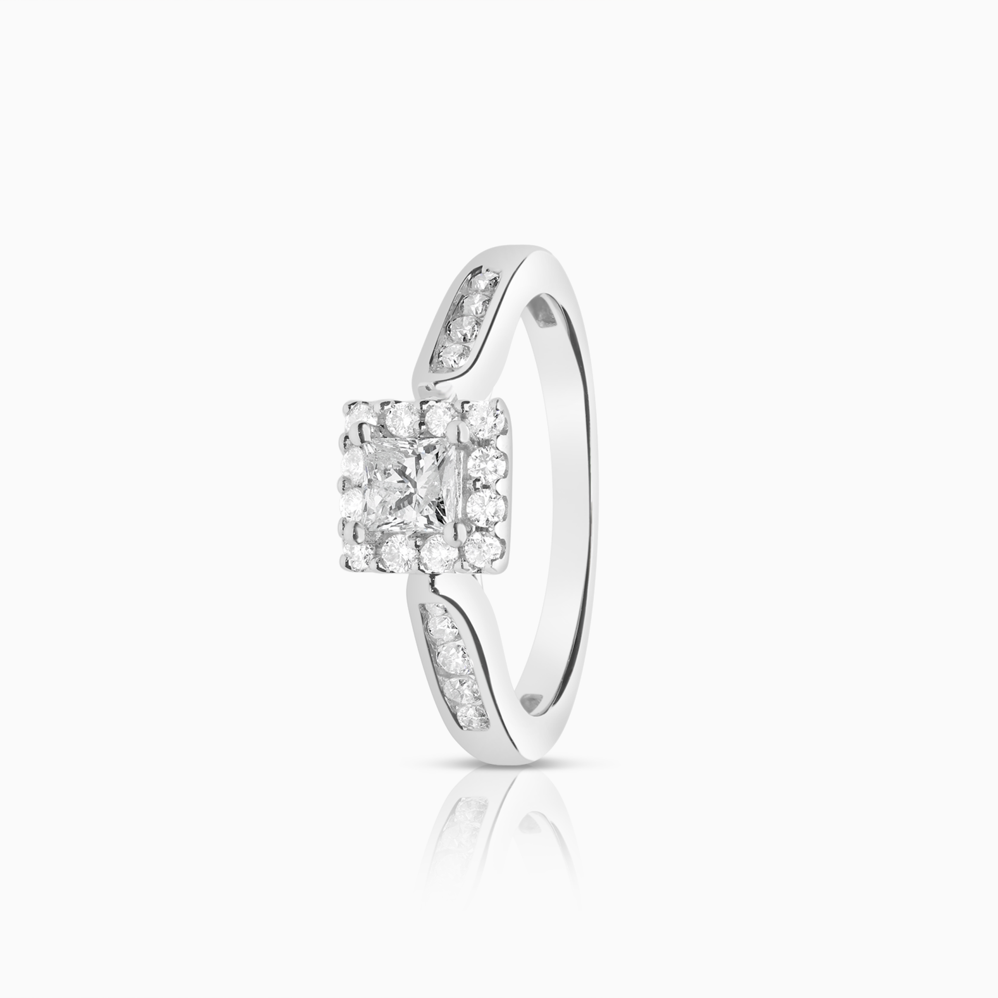 Diamantring princess 0,56ct 18K vitguld