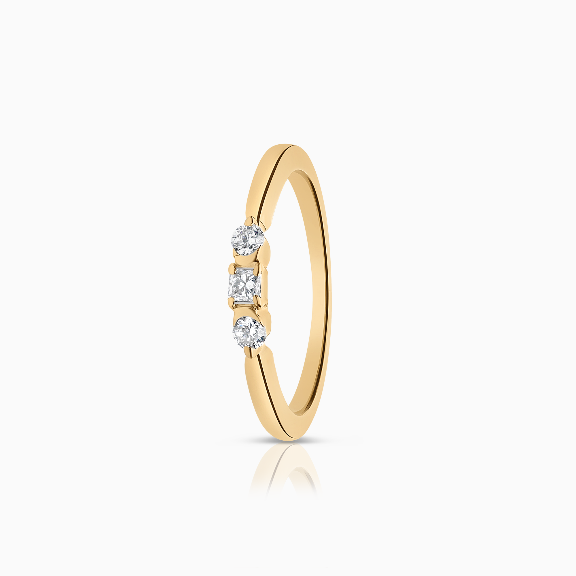 Three Stone Ring 0.09ct 18K Gold