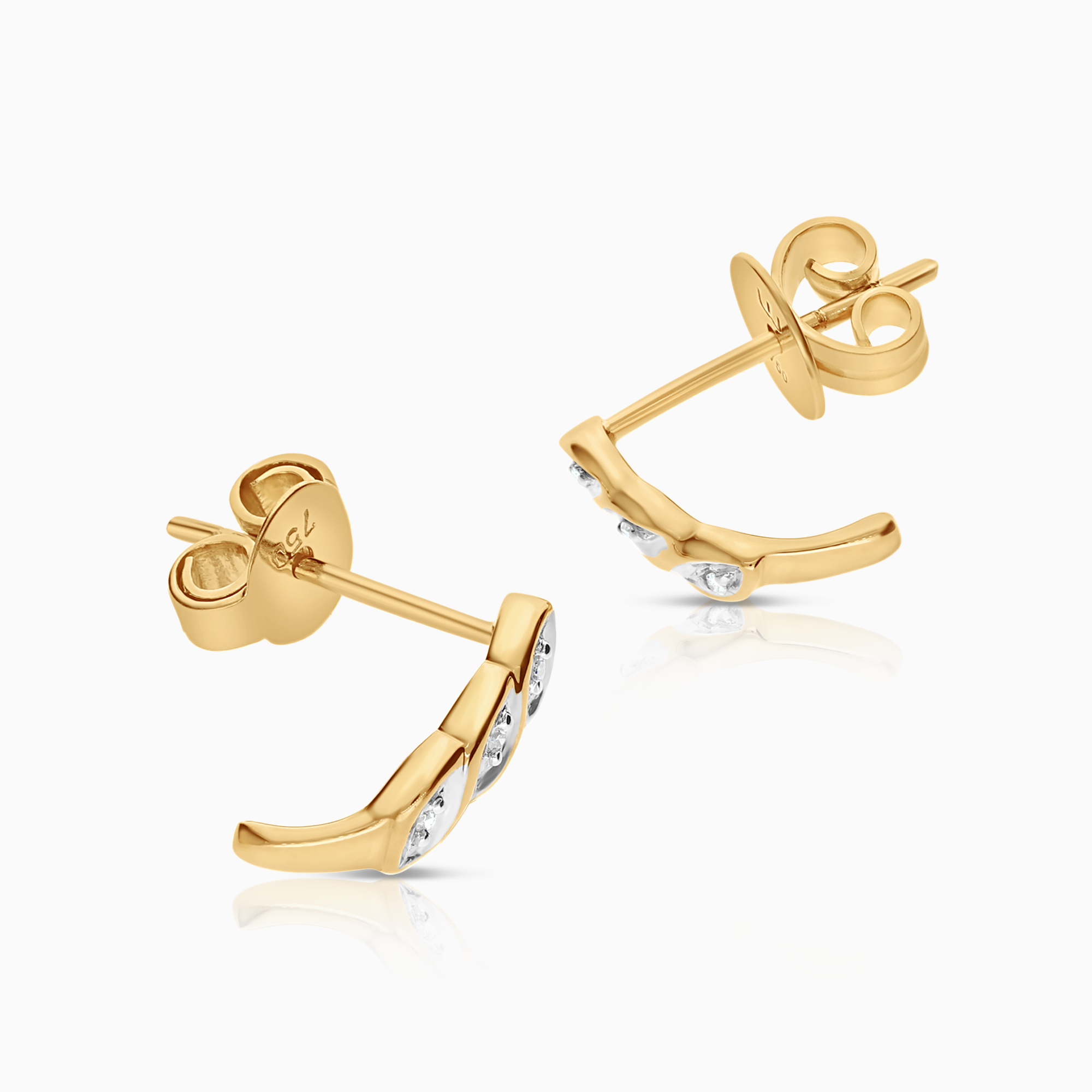 Diamond earrings 0.03ct 18K gold