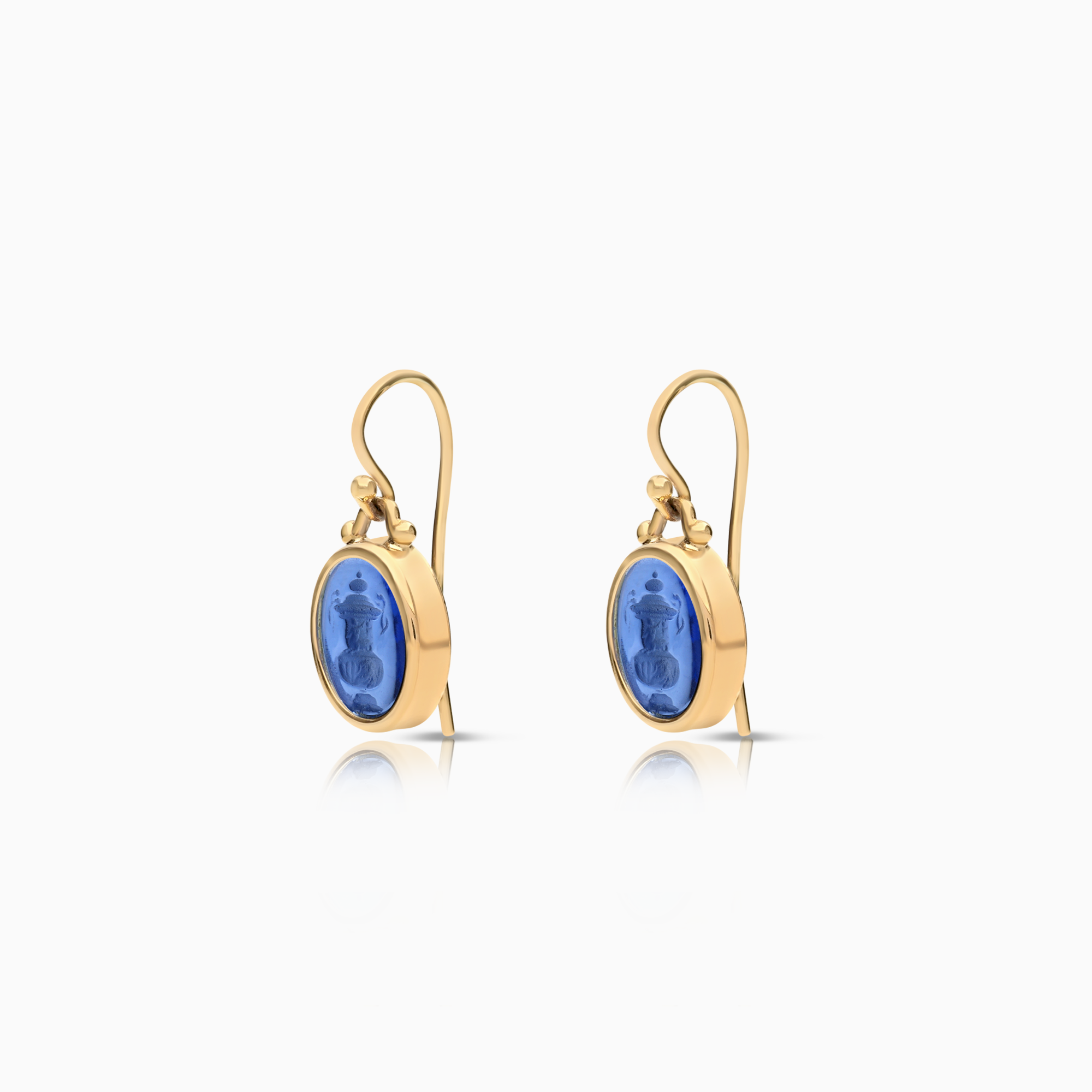 Gold earrings blue glass with design 3.65g 18K gold