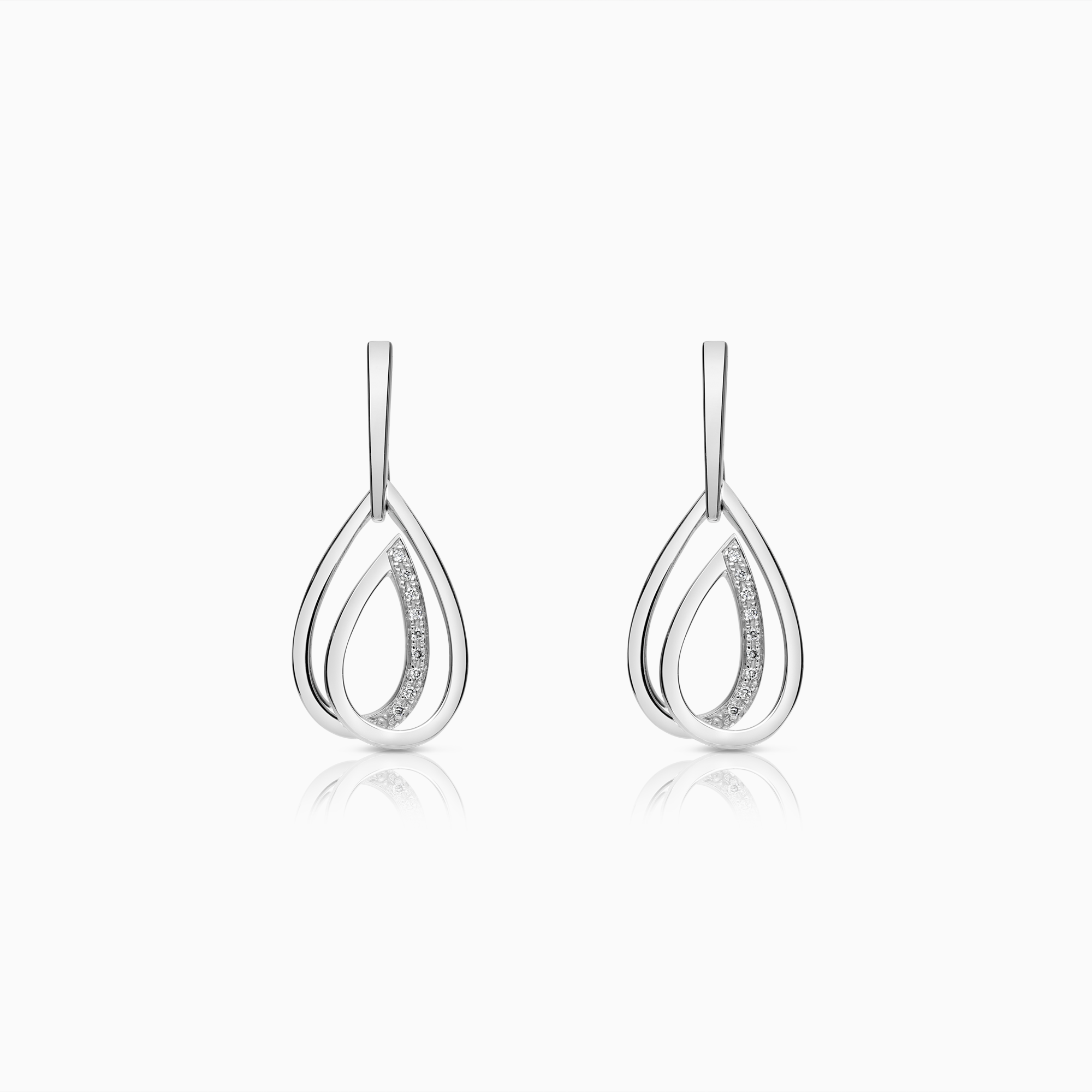 Diamantörhängen 0,07ct 18K vitguld