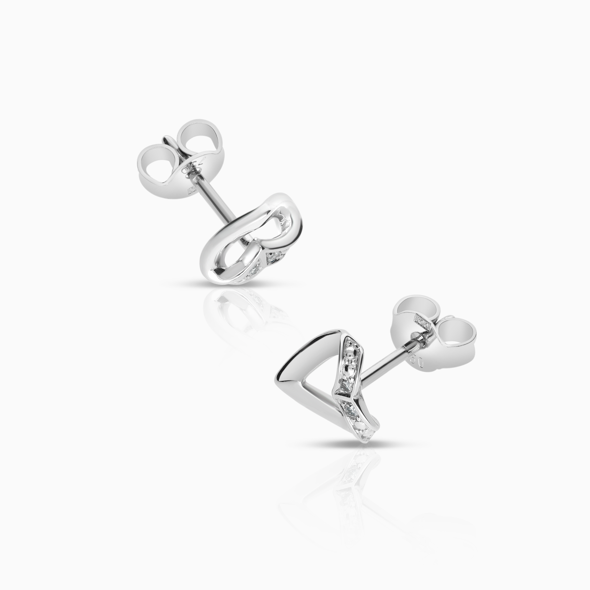 Diamantörhängen 0,02ct 18K vitguld
