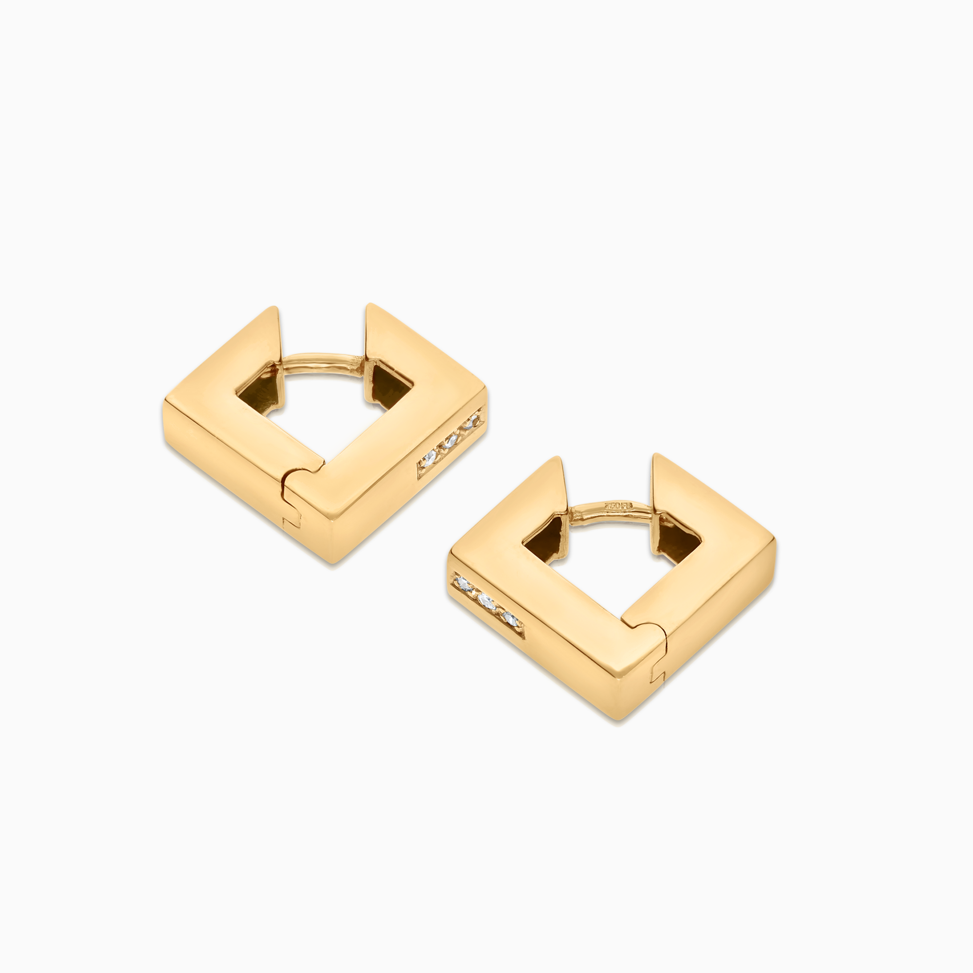 Diamond earrings 0.08ct 18K gold
