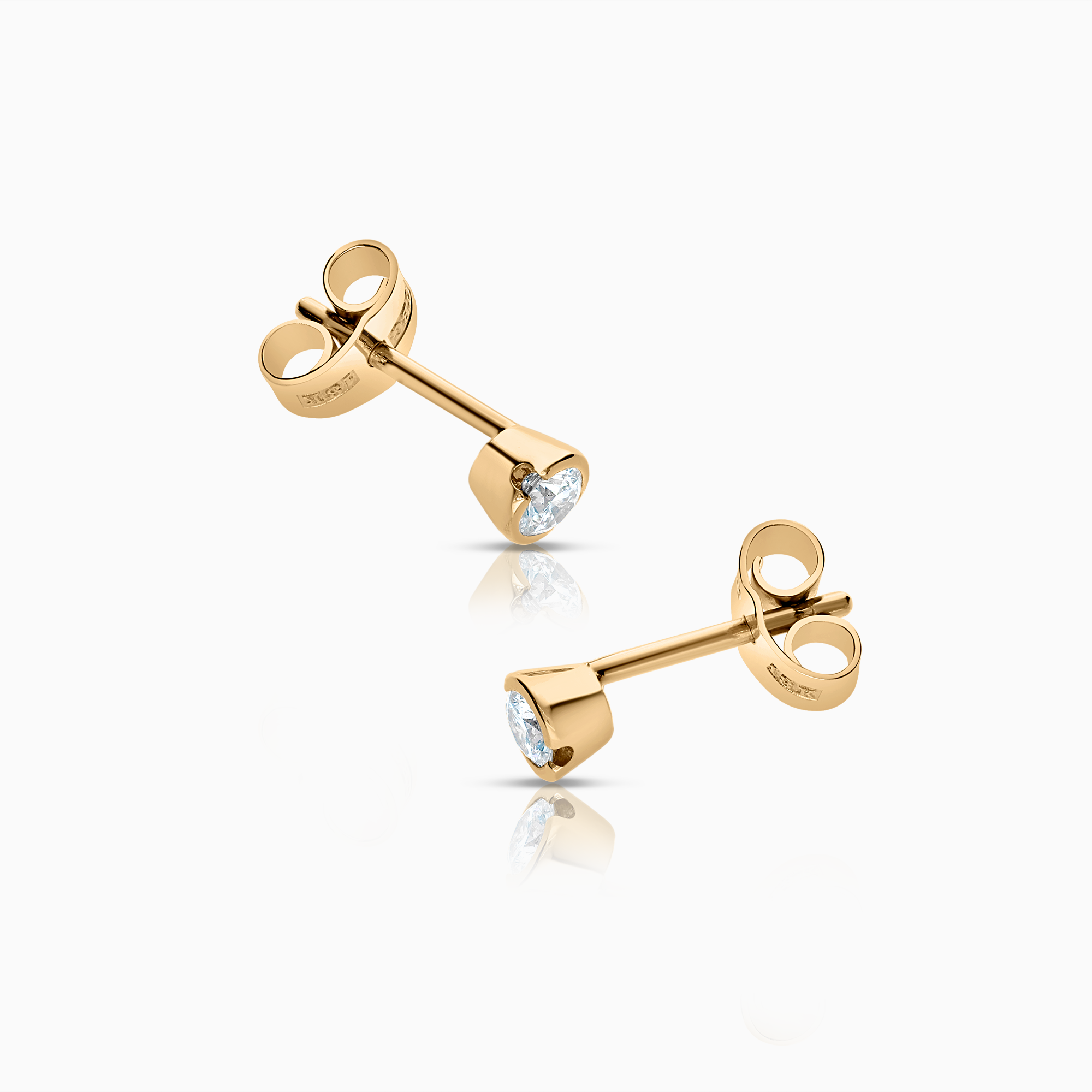 Solitaire earrings 0.24ct 18K gold