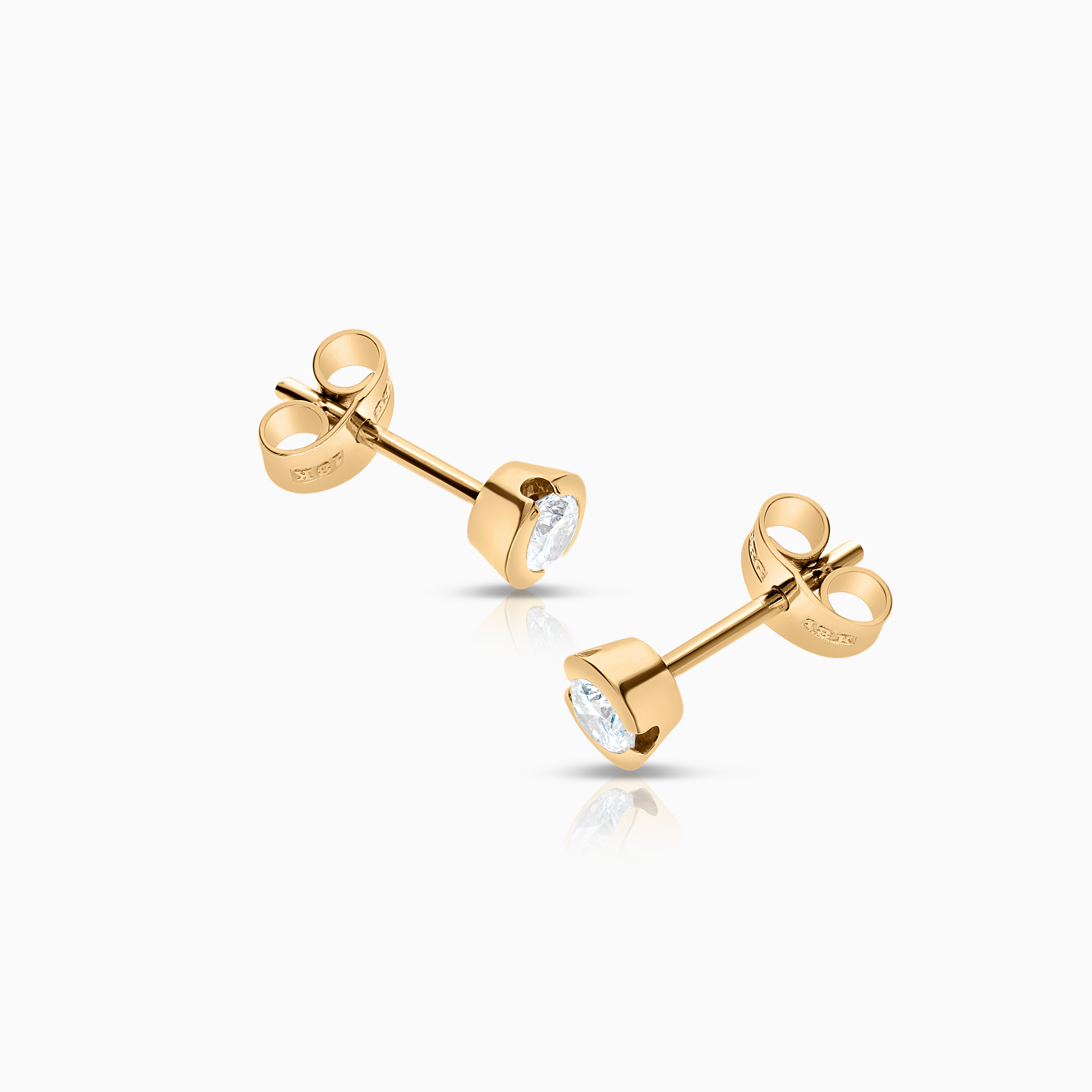 Solitaire earrings 0.38ct 18K gold