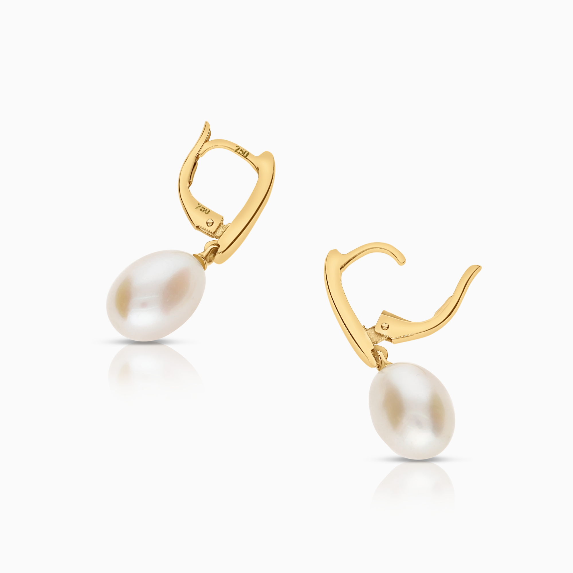 Pearl earrings 3.32g 18K gold