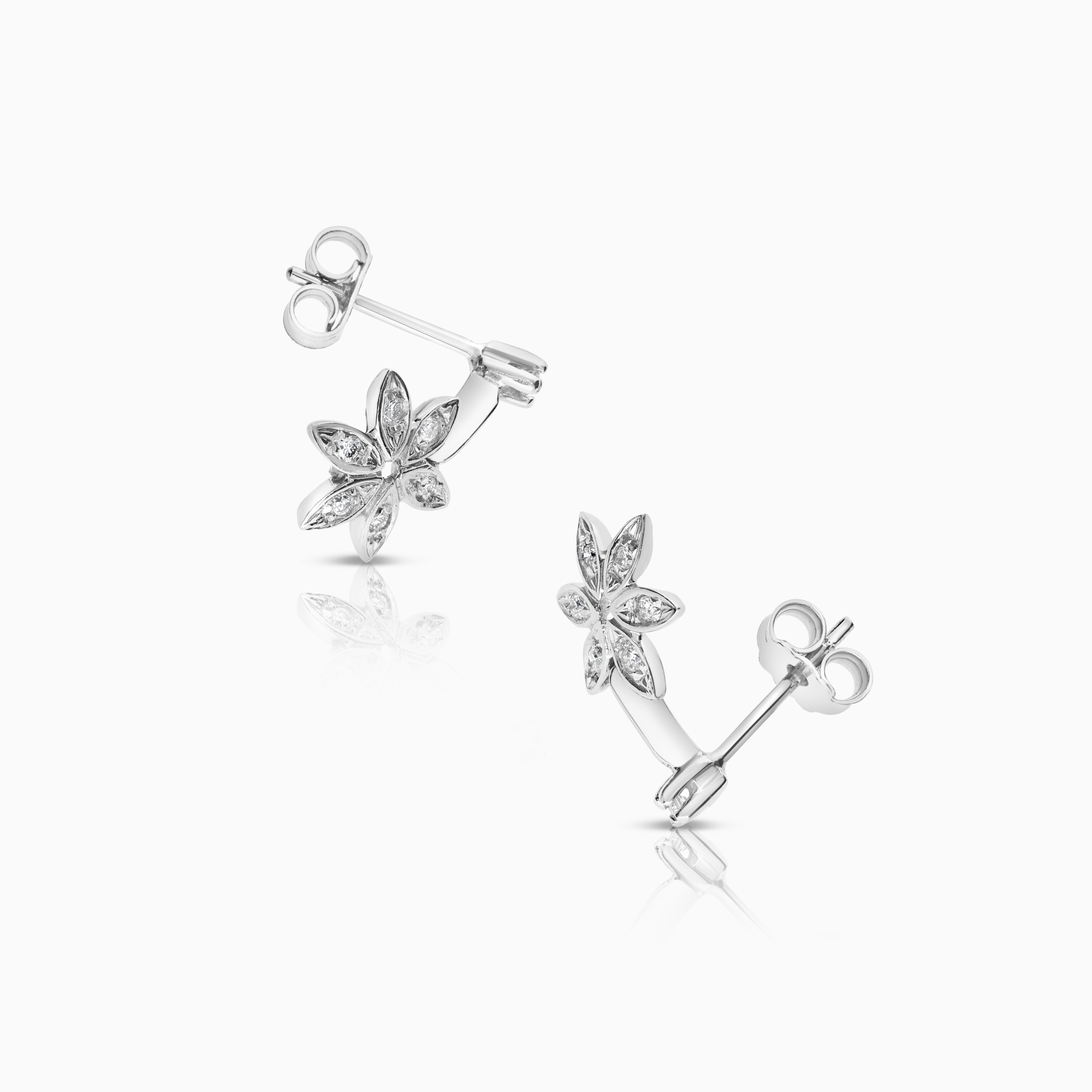Diamantörhängen blomma 0,16ct 18K vitguld