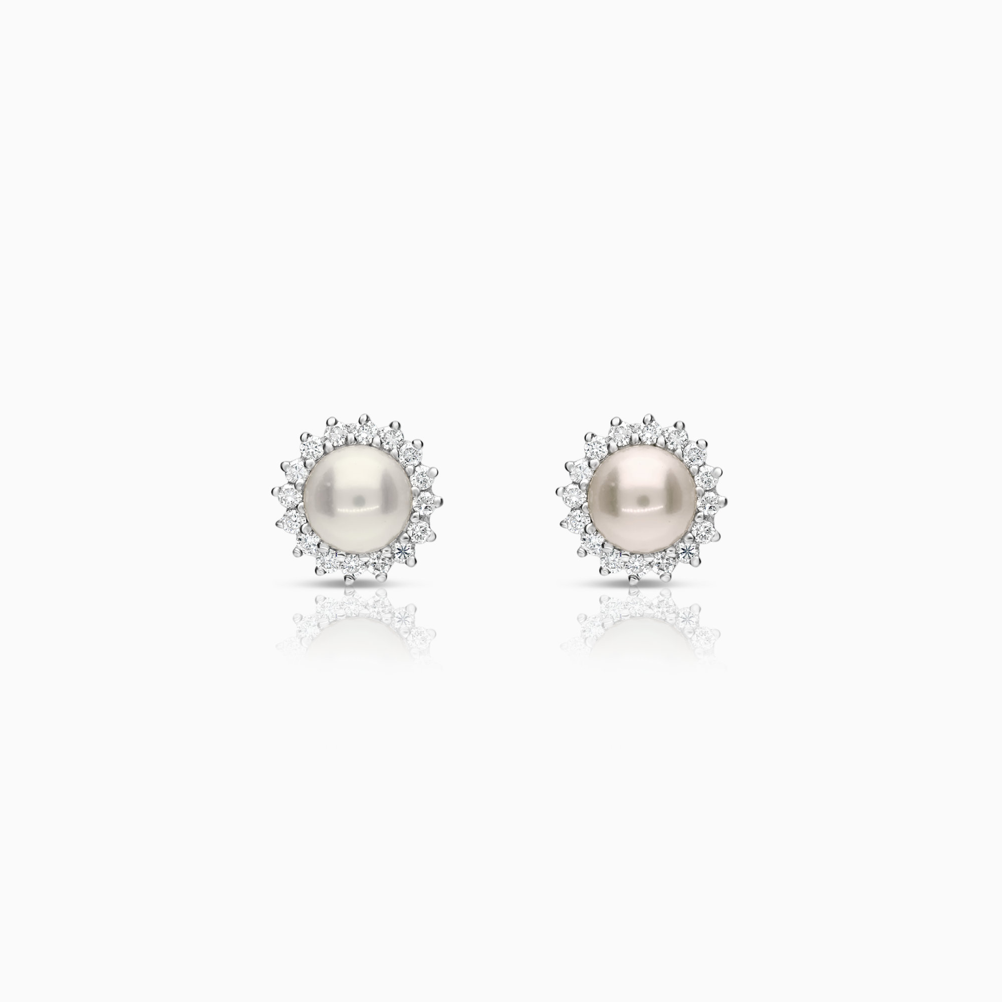 Pärlörhängen med diamanter 0,39ct 18K vitguld