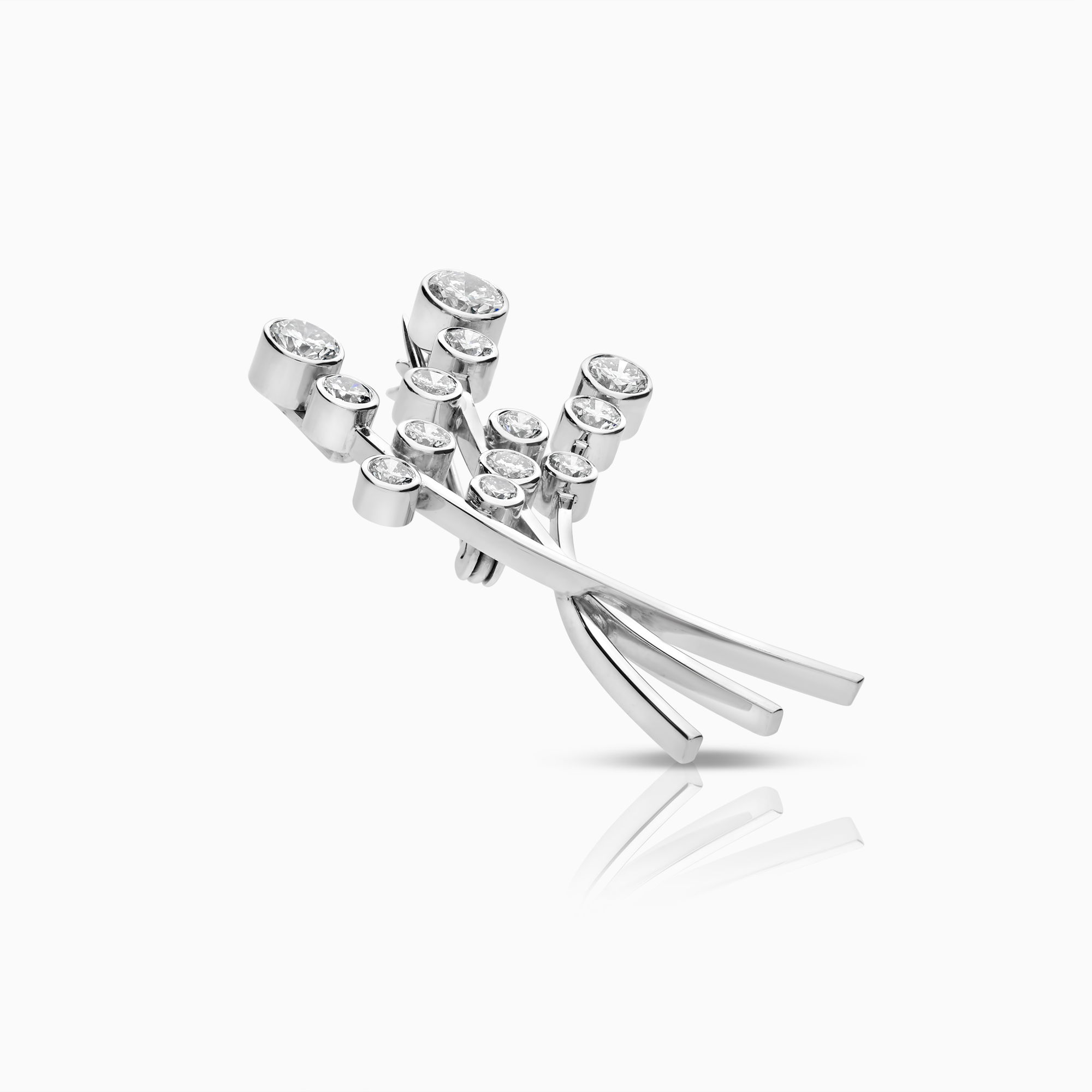 Diamantbrosch 1,74ct 18K vitguld