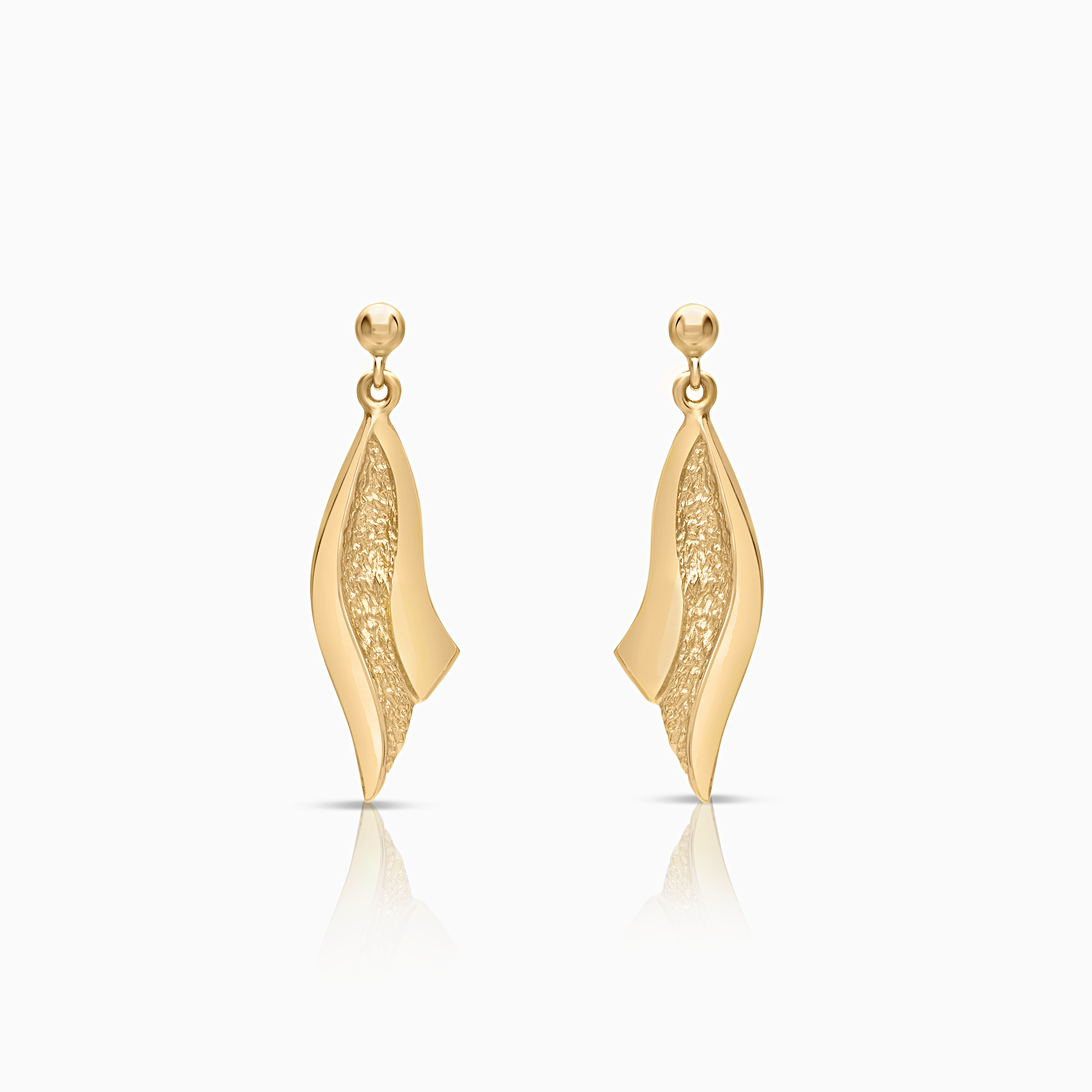 Gold earrings 3.43g 18K gold