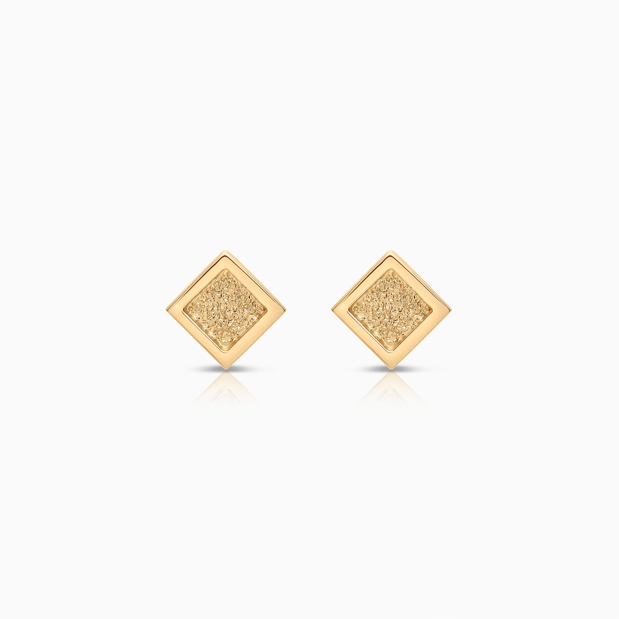 Guldörhängen 1,77g 18K guld