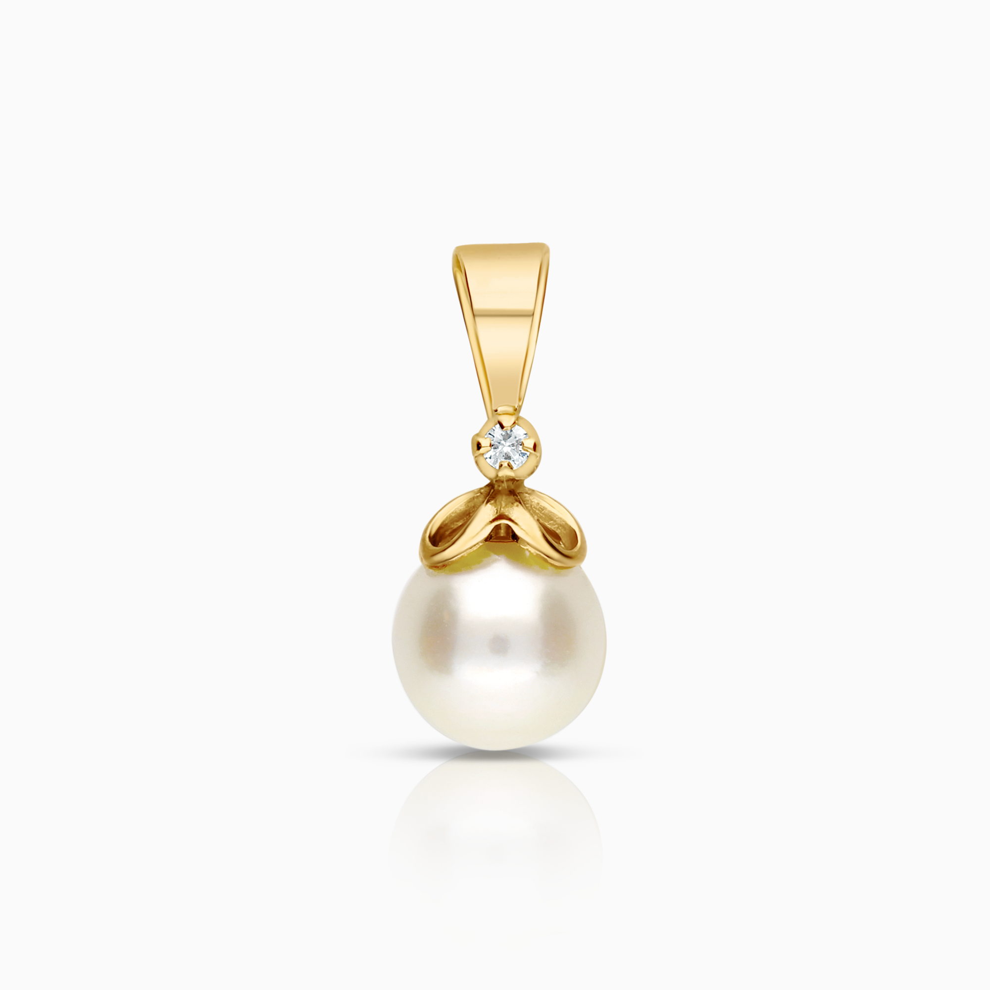 Hängsmycke med pärla och diamant 0,01ct 18K guld