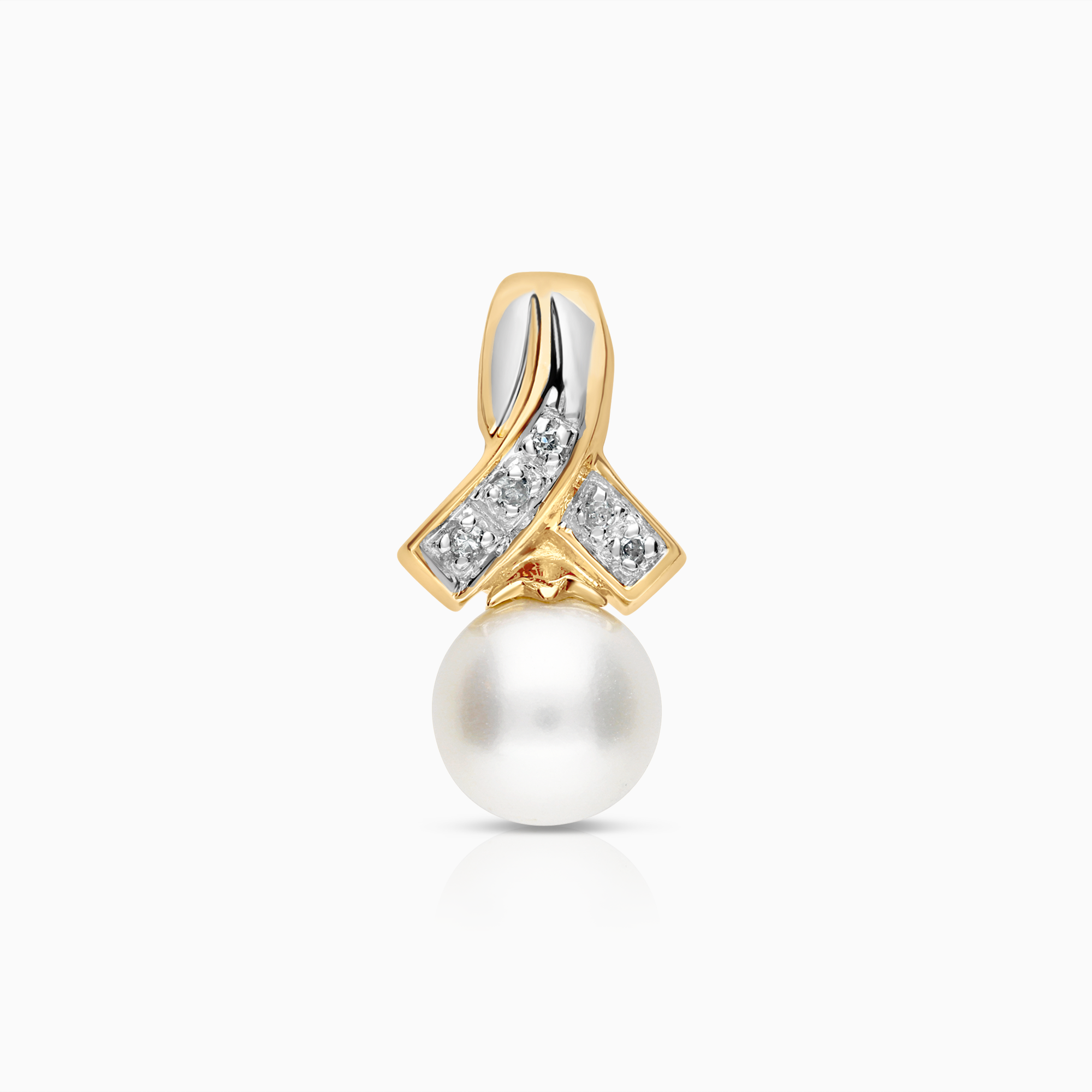 Hängsmycke med diamanter och pärla 0,05ct 18K guld