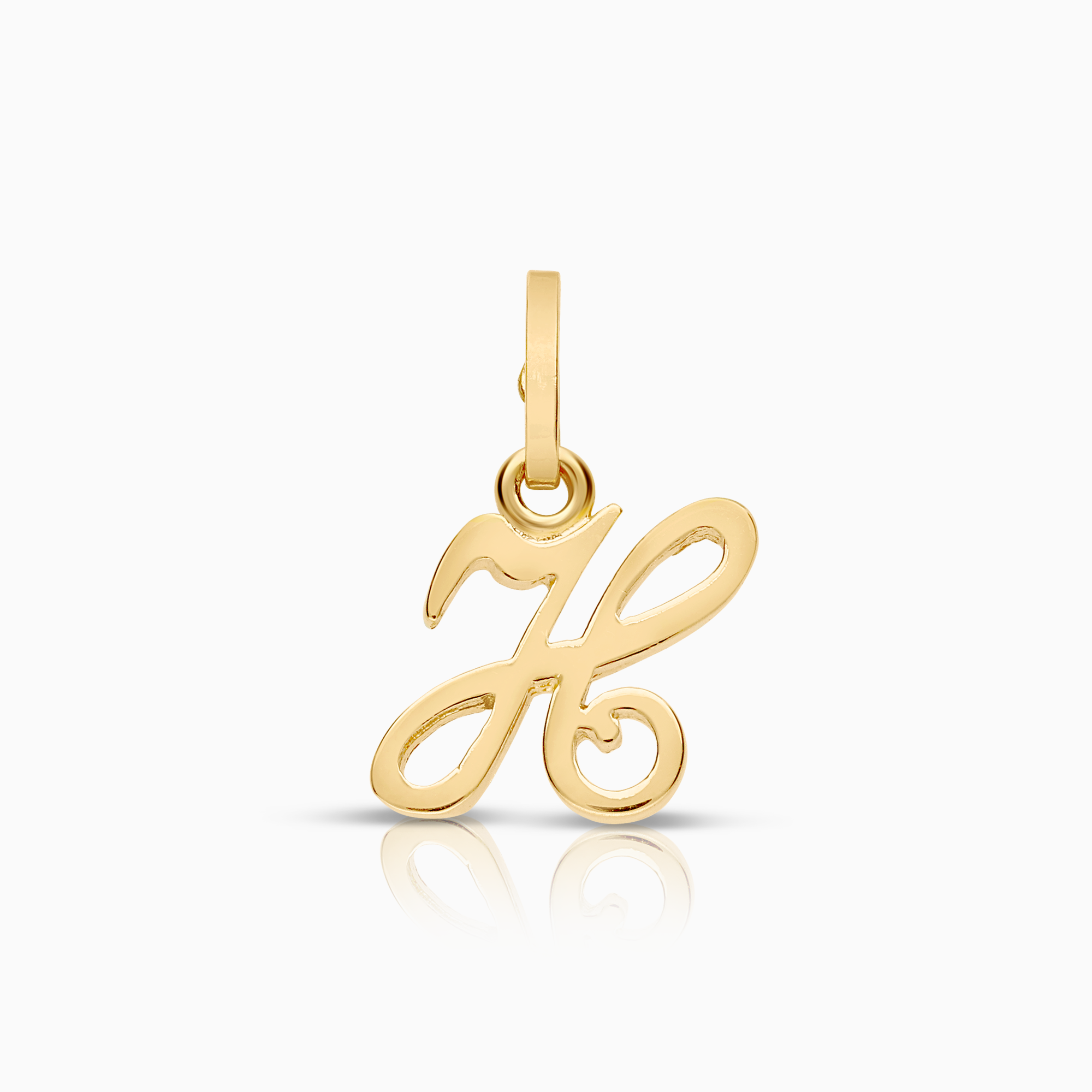 Pendant with letter 0.63g 18K gold
