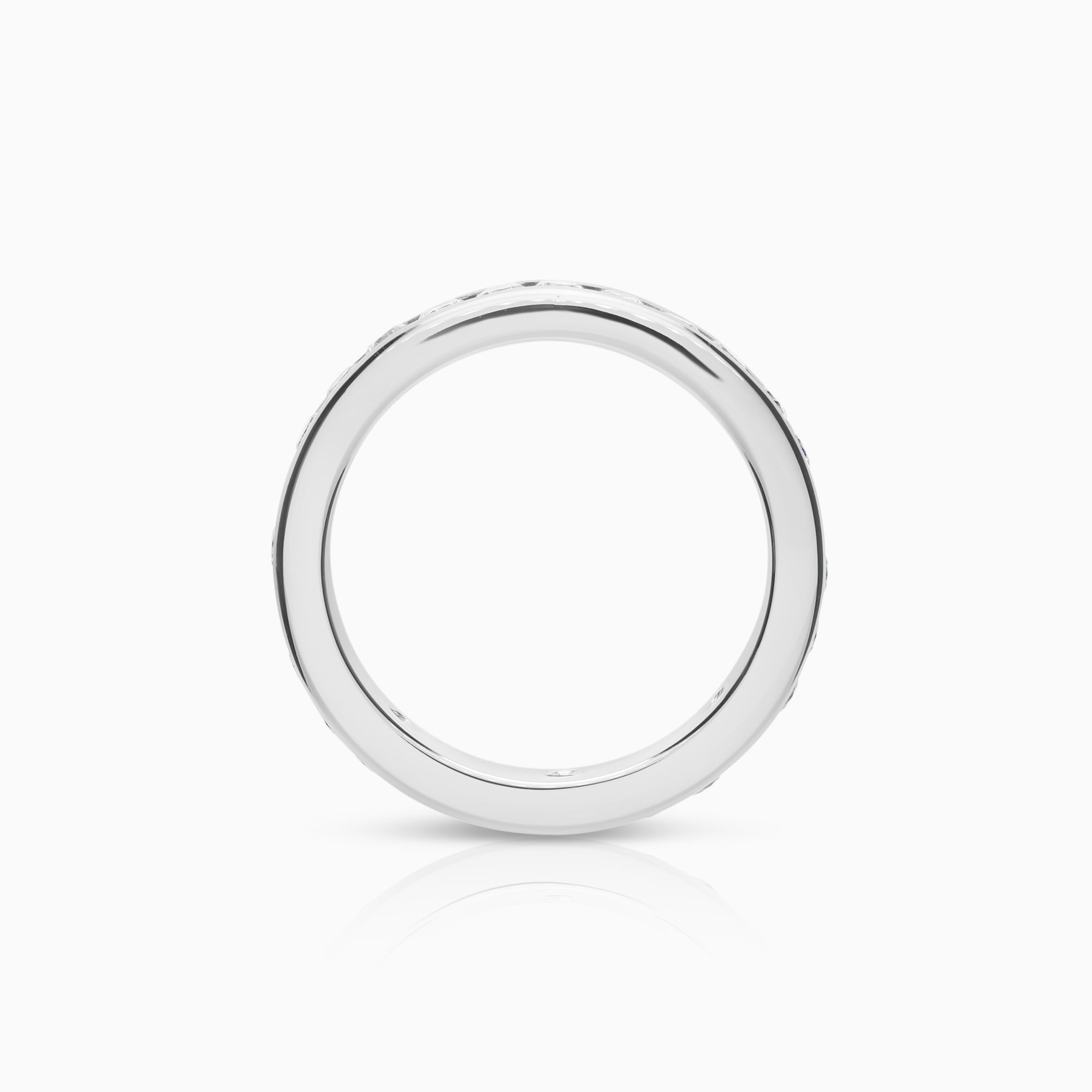 Helalliansring 0,84ct 18K vitguld