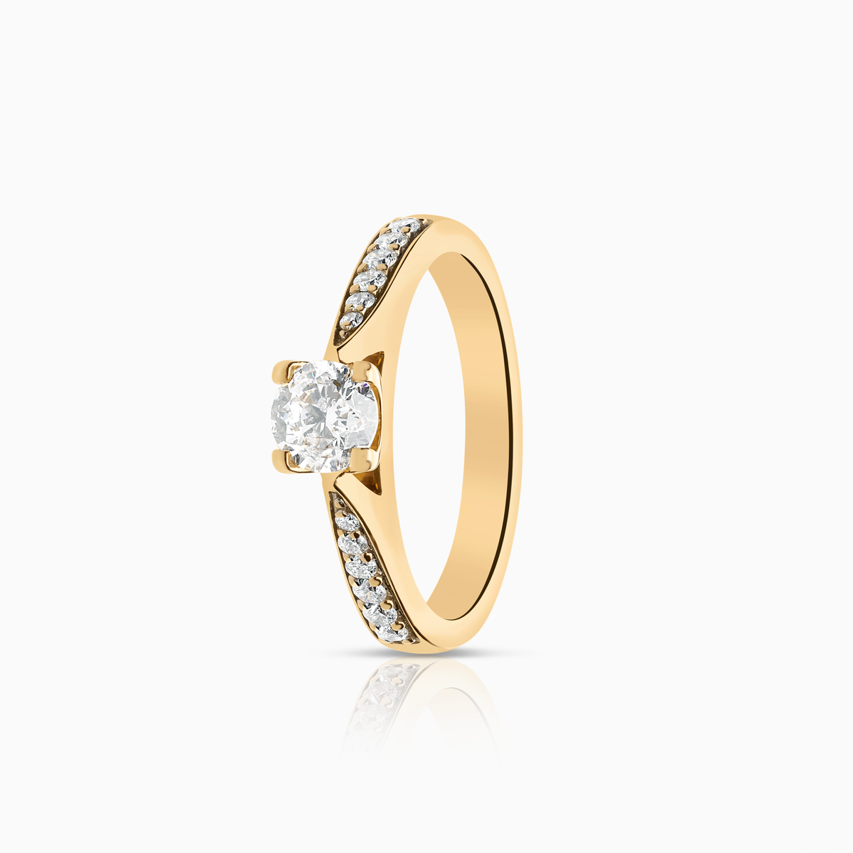 Side-stone ring 0.62ct 18K gold