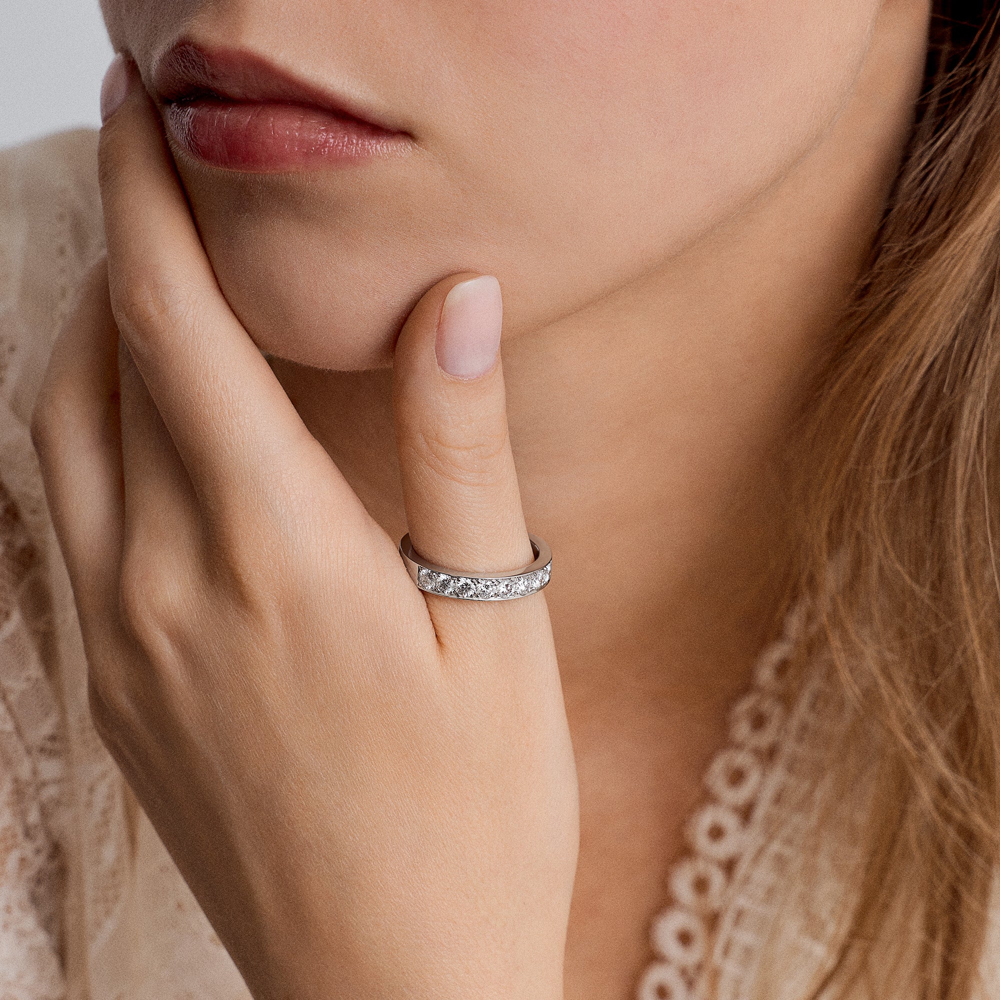 Alliansering 0,80 ct 18K hvitt gull