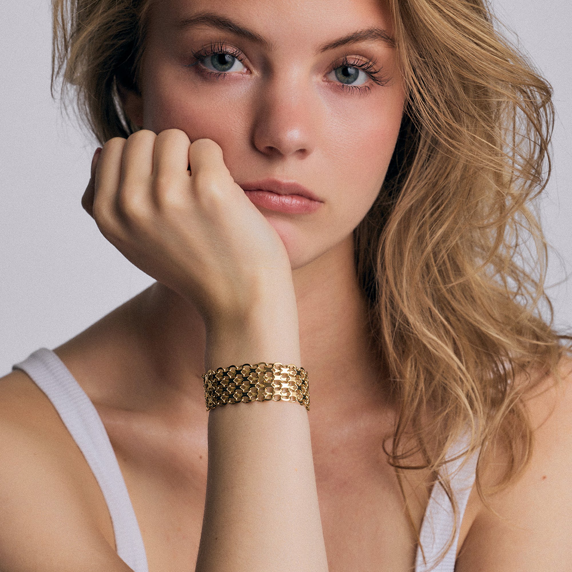 X-link bracelet 38.08g 18K gold