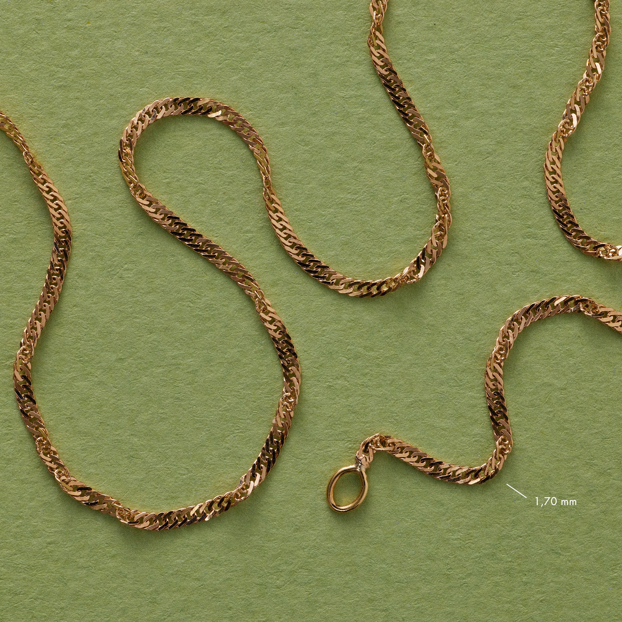 Singapore necklace 2.45g 18K gold