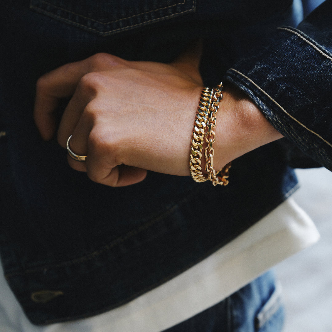 Curb chain 46.11g 18K gold