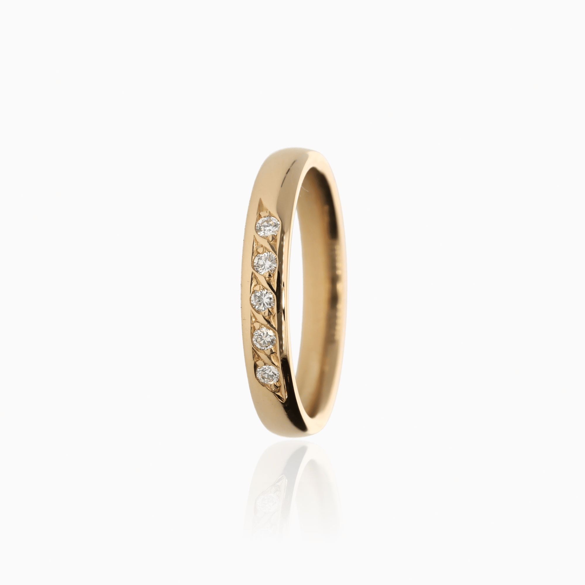 Quarter eternity 0.10ct 18K