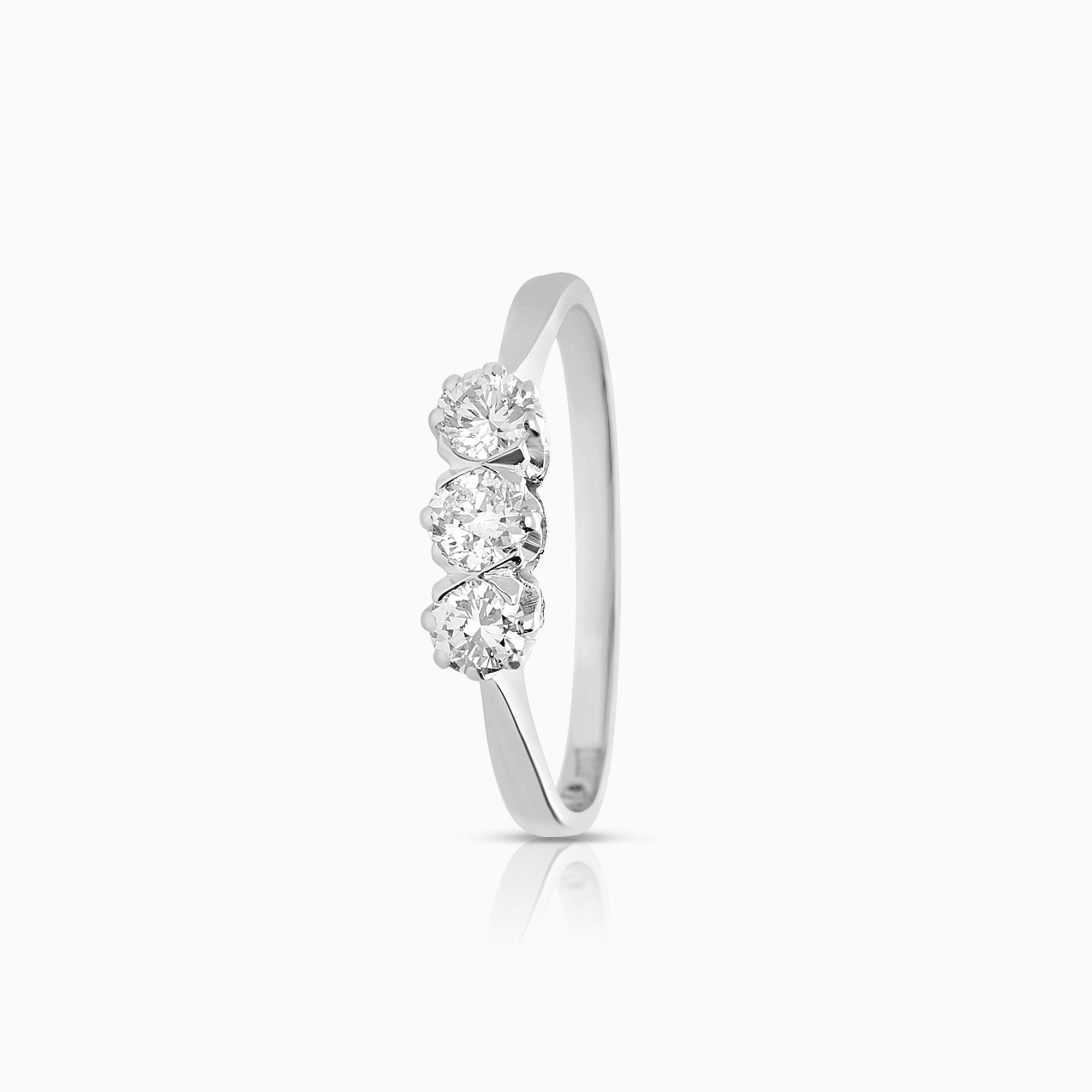 Three-stone ring 0.45ct 18K white gold