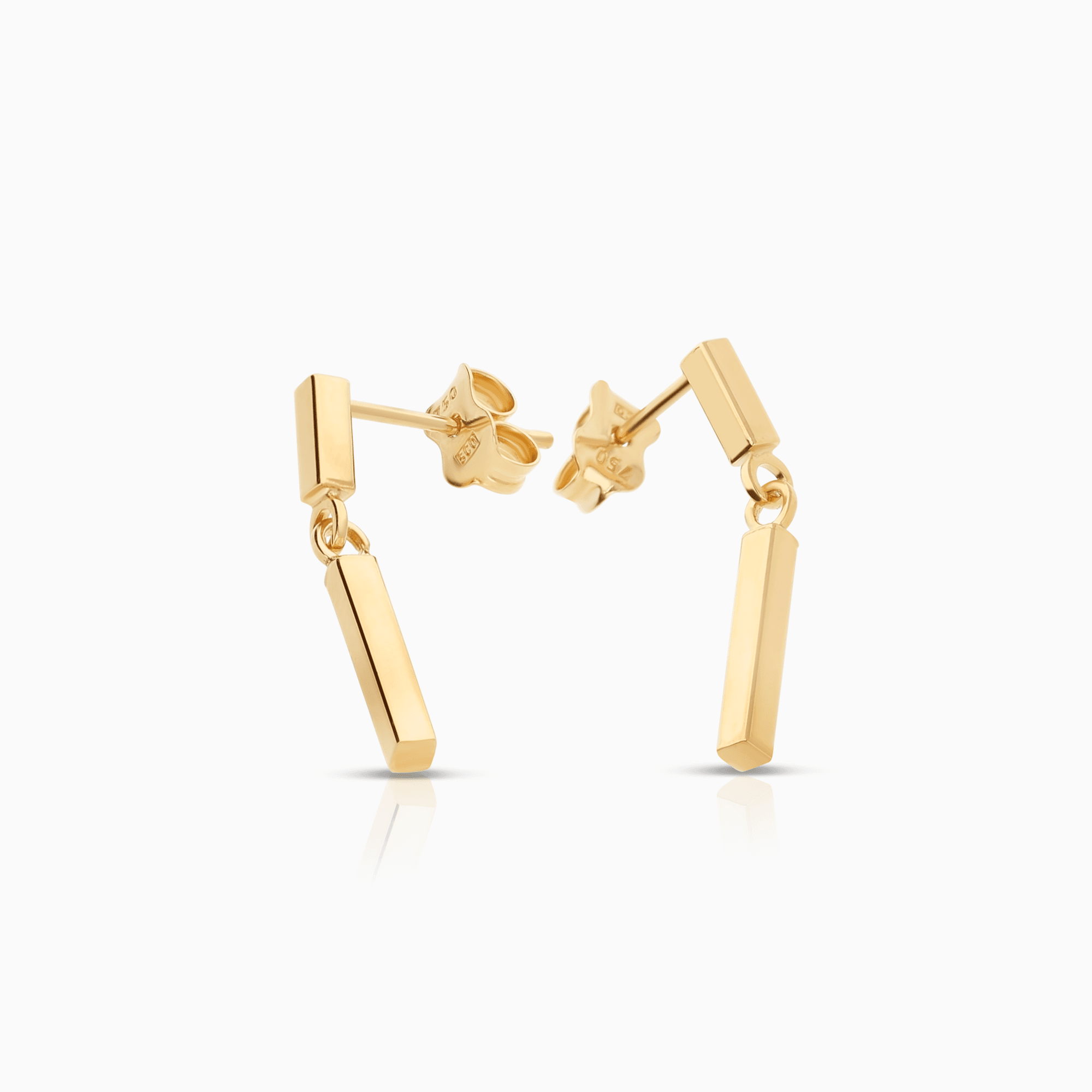 Gold earrings 1.30g 18K gold