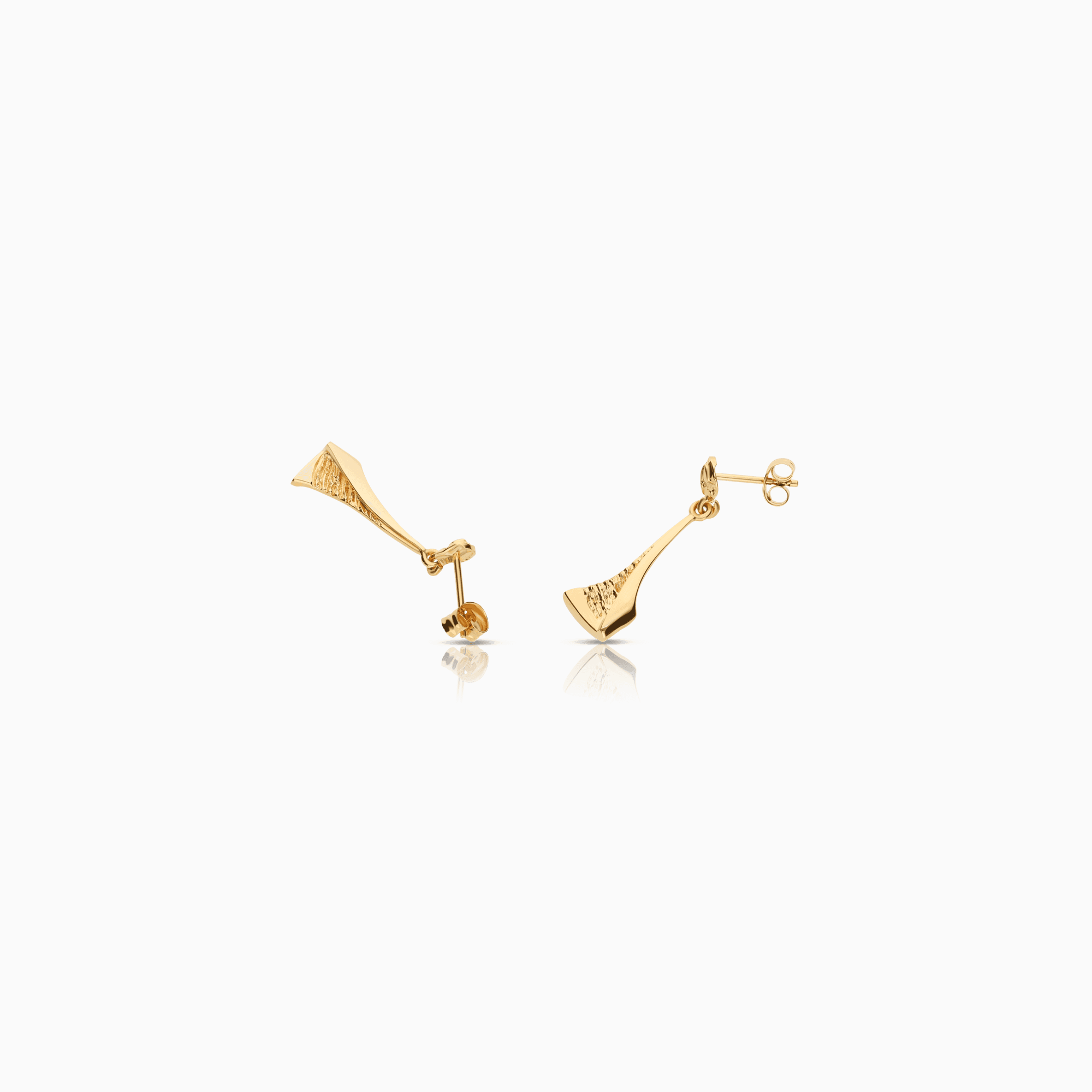 Gold earrings 2.52g 18K gold