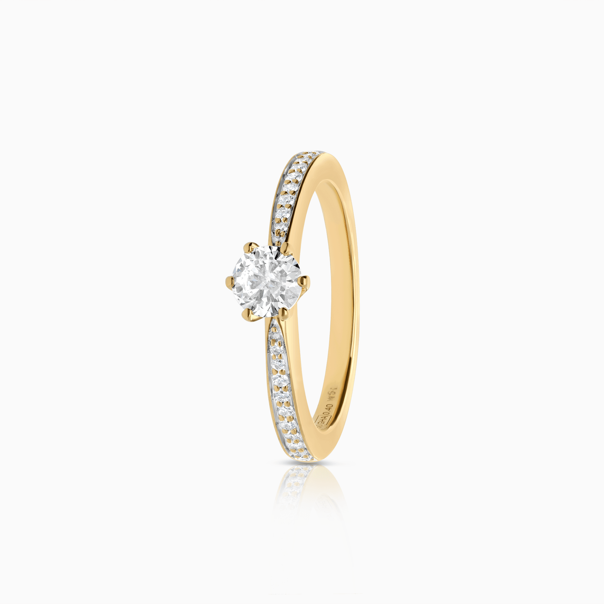 Side Stone Ring 0.40ct 18K