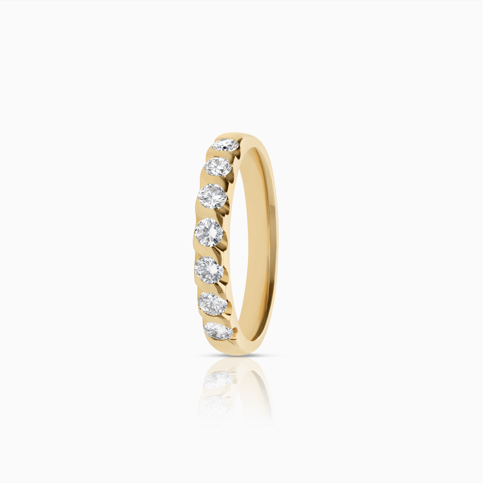 Quarter eternity ring 0.56ct 18K