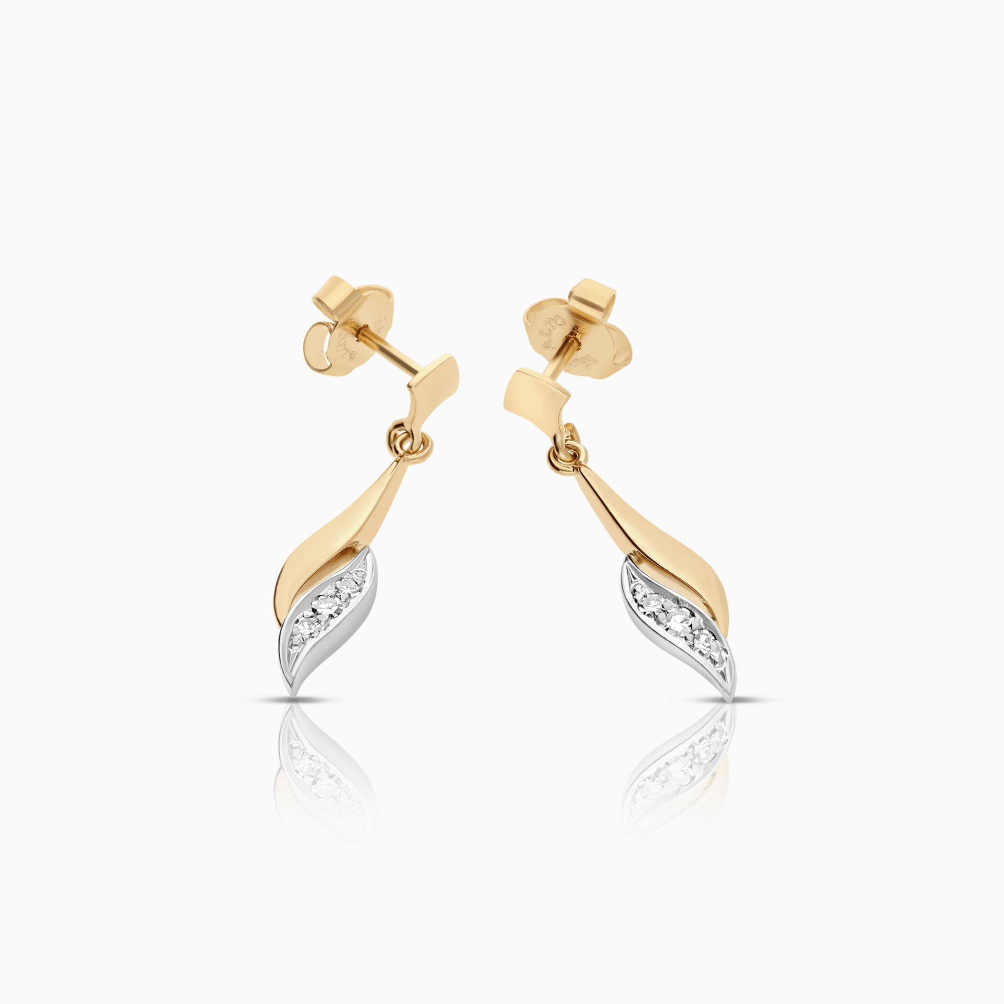 Diamond earrings 0.06ct 18K gold