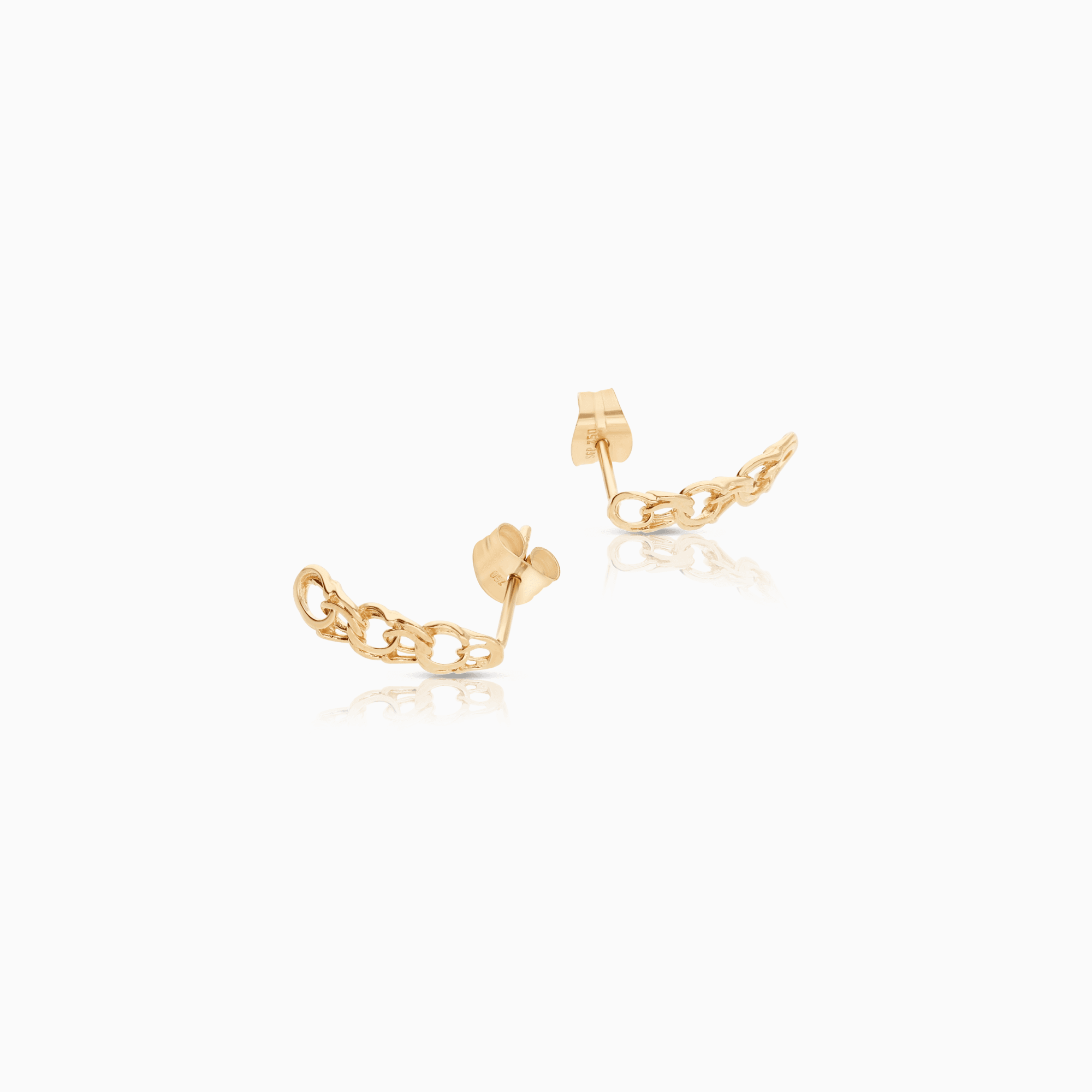 Bismarck earrings 0.95g 18K gold