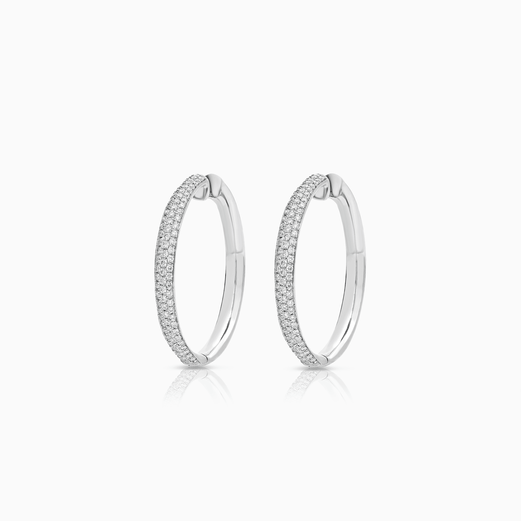 Creoler med diamanter 0,92ct 18K vitguld