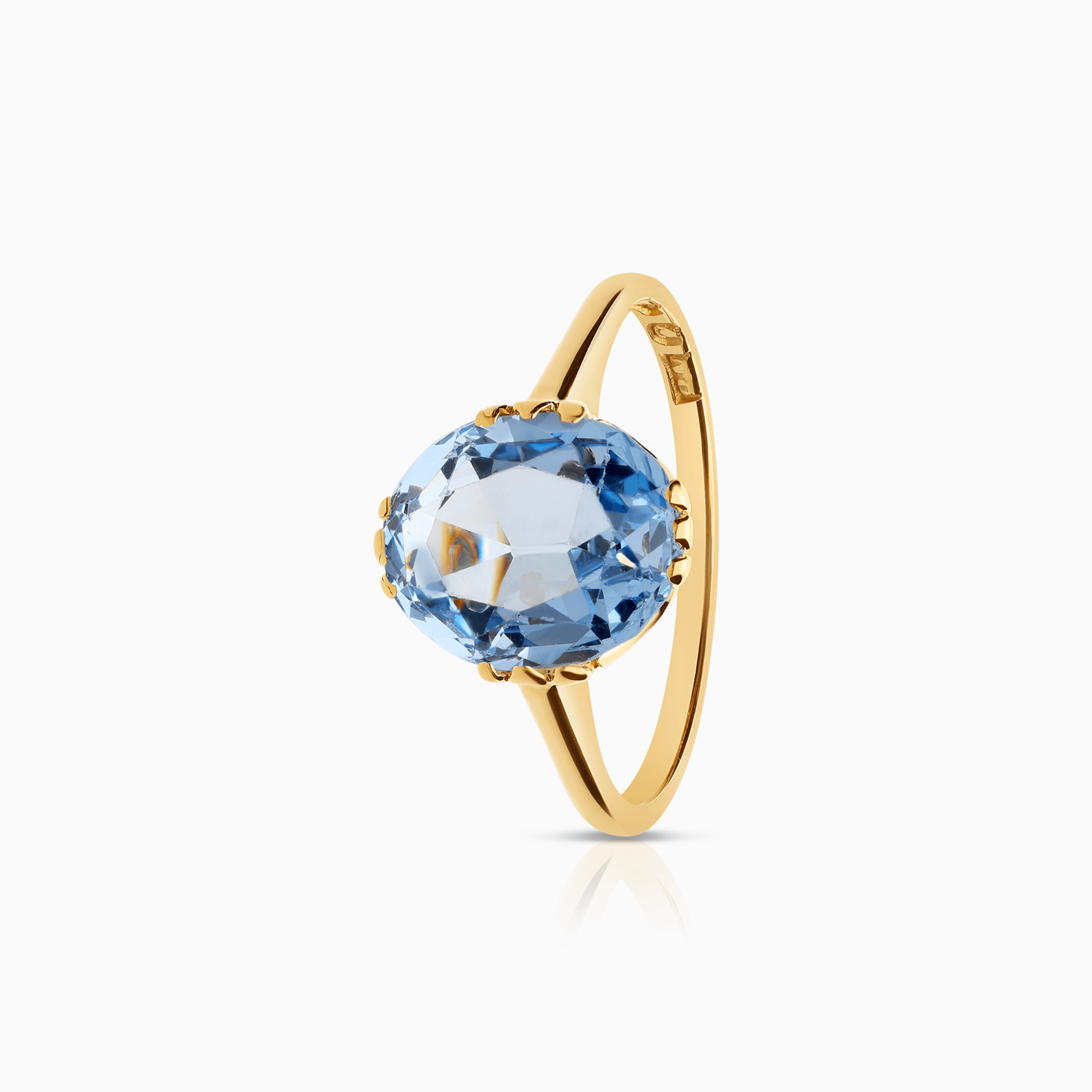 Guldring med akvamarin 2,34g 18K guld