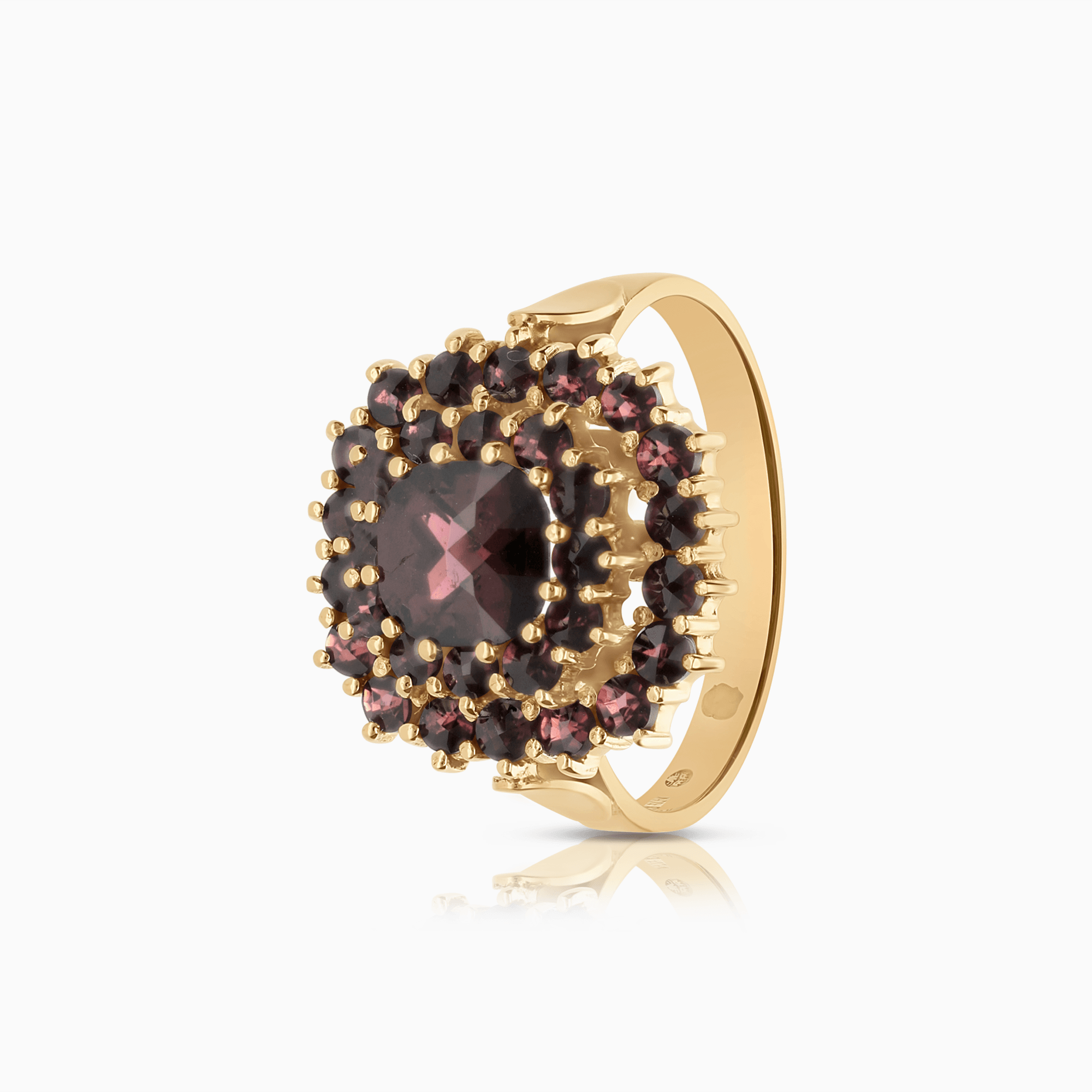 Guldring med röda granater 5,10g 18K guld