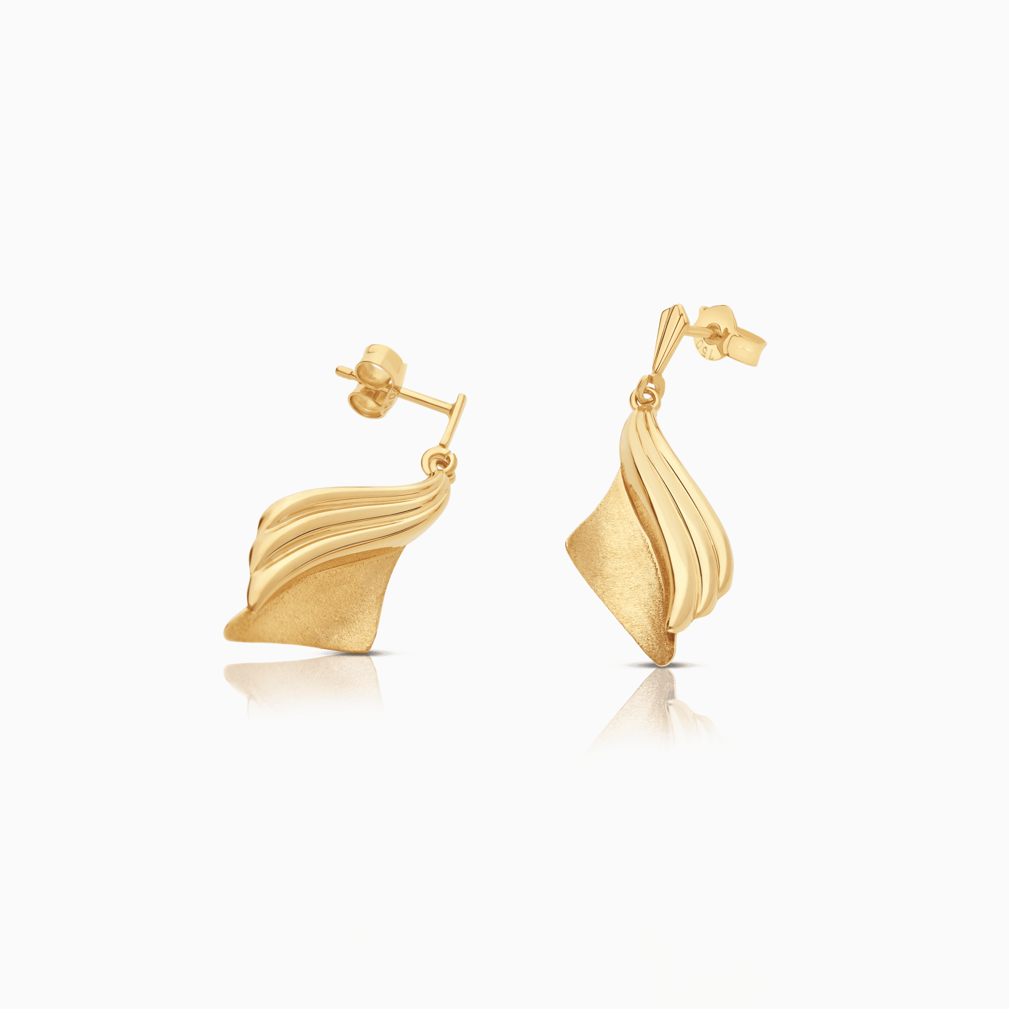 Gold earrings 3.60g 18K gold