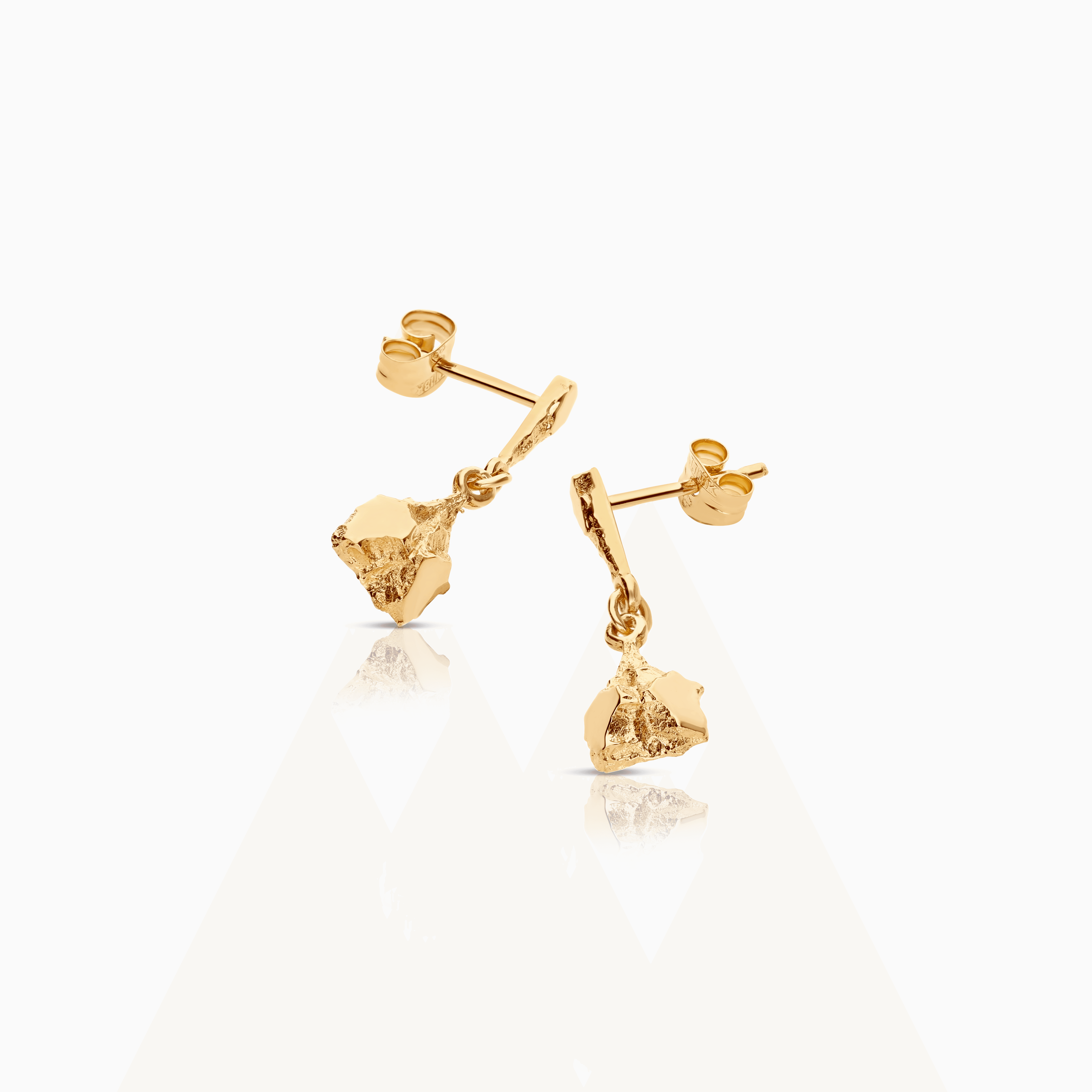 Gold earrings 1.94g 18K gold